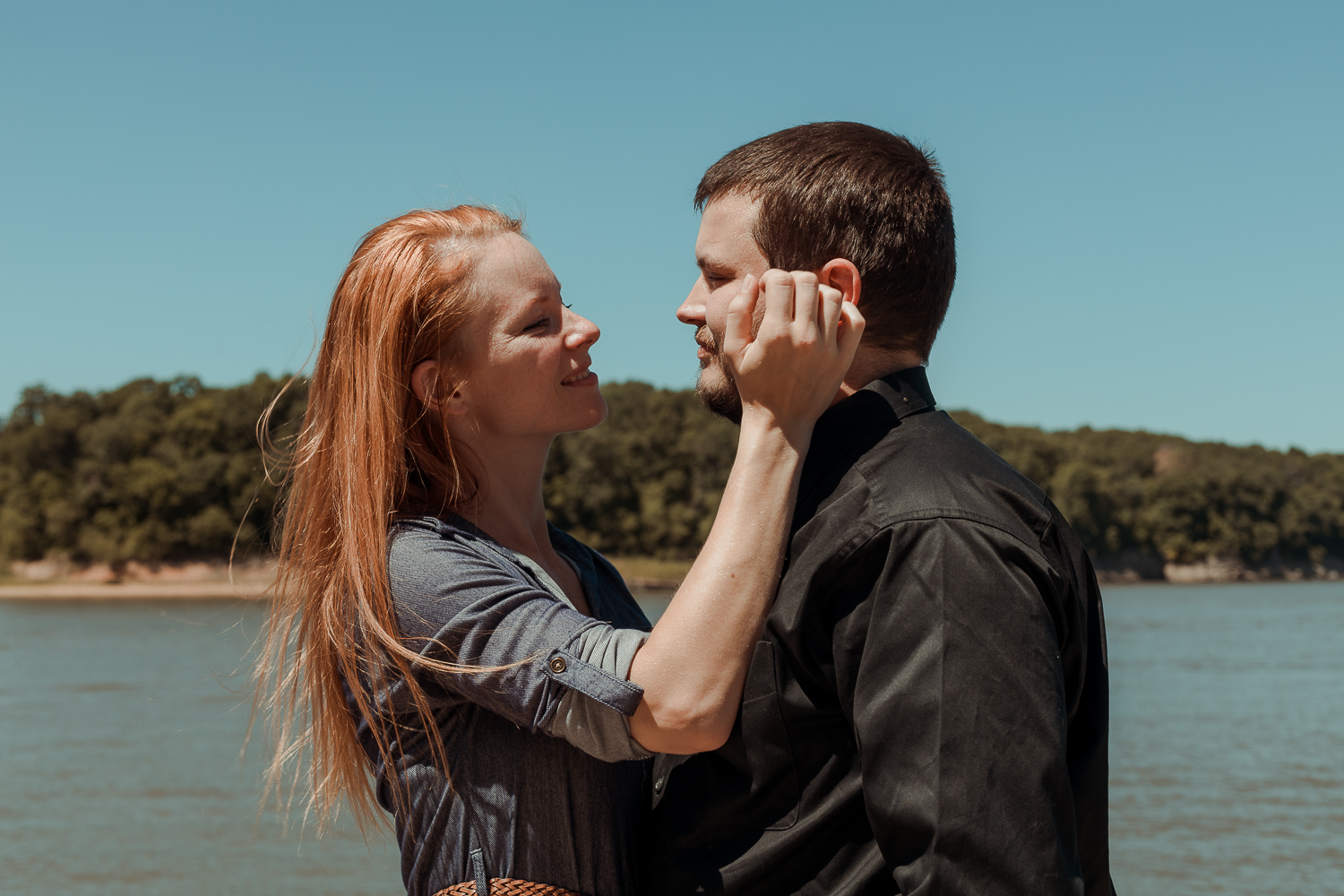 Lake MacBride State Park Engagement Pictures, Solon, Iowa