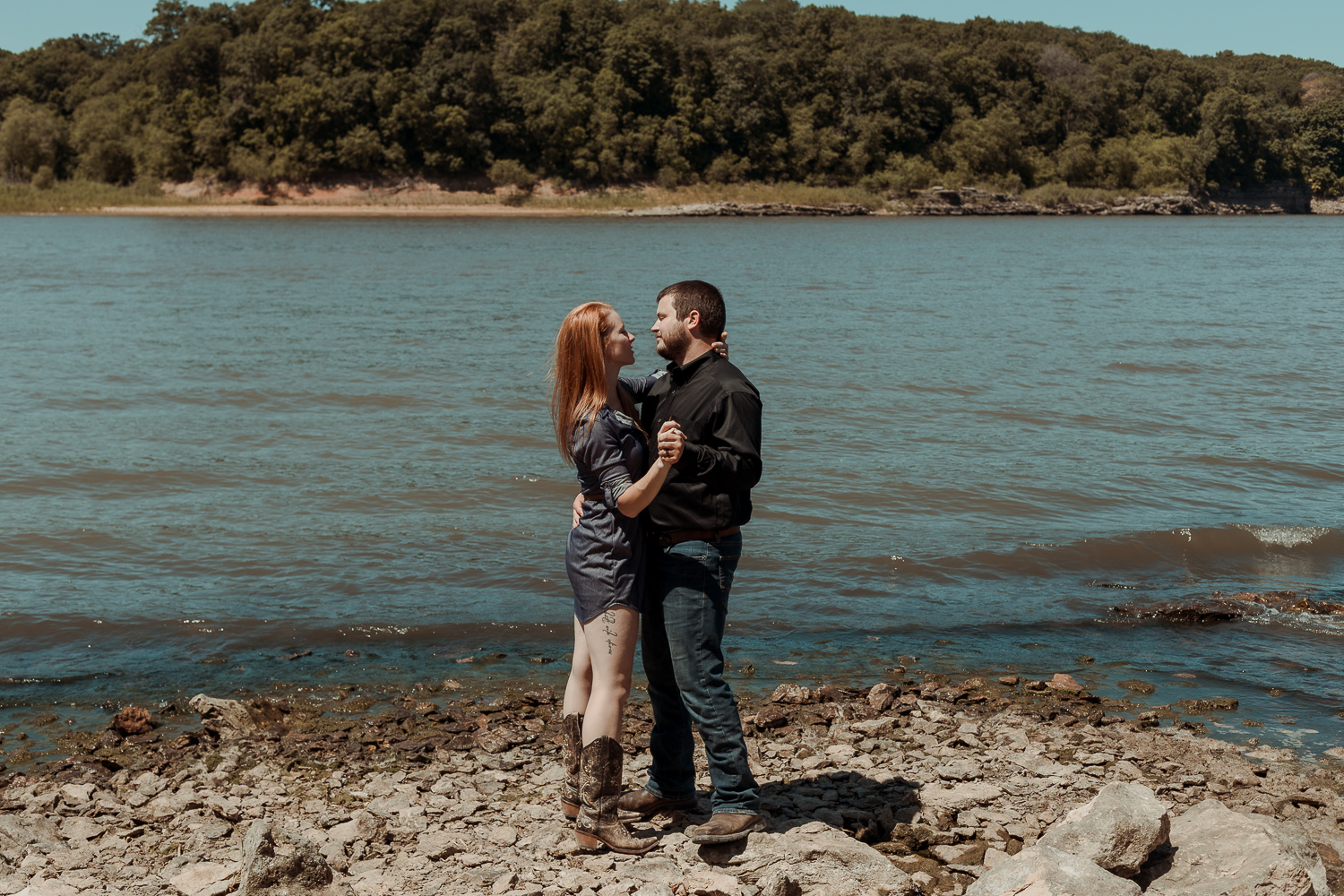 Lake MacBride State Park Engagement Pictures, Solon, Iowa