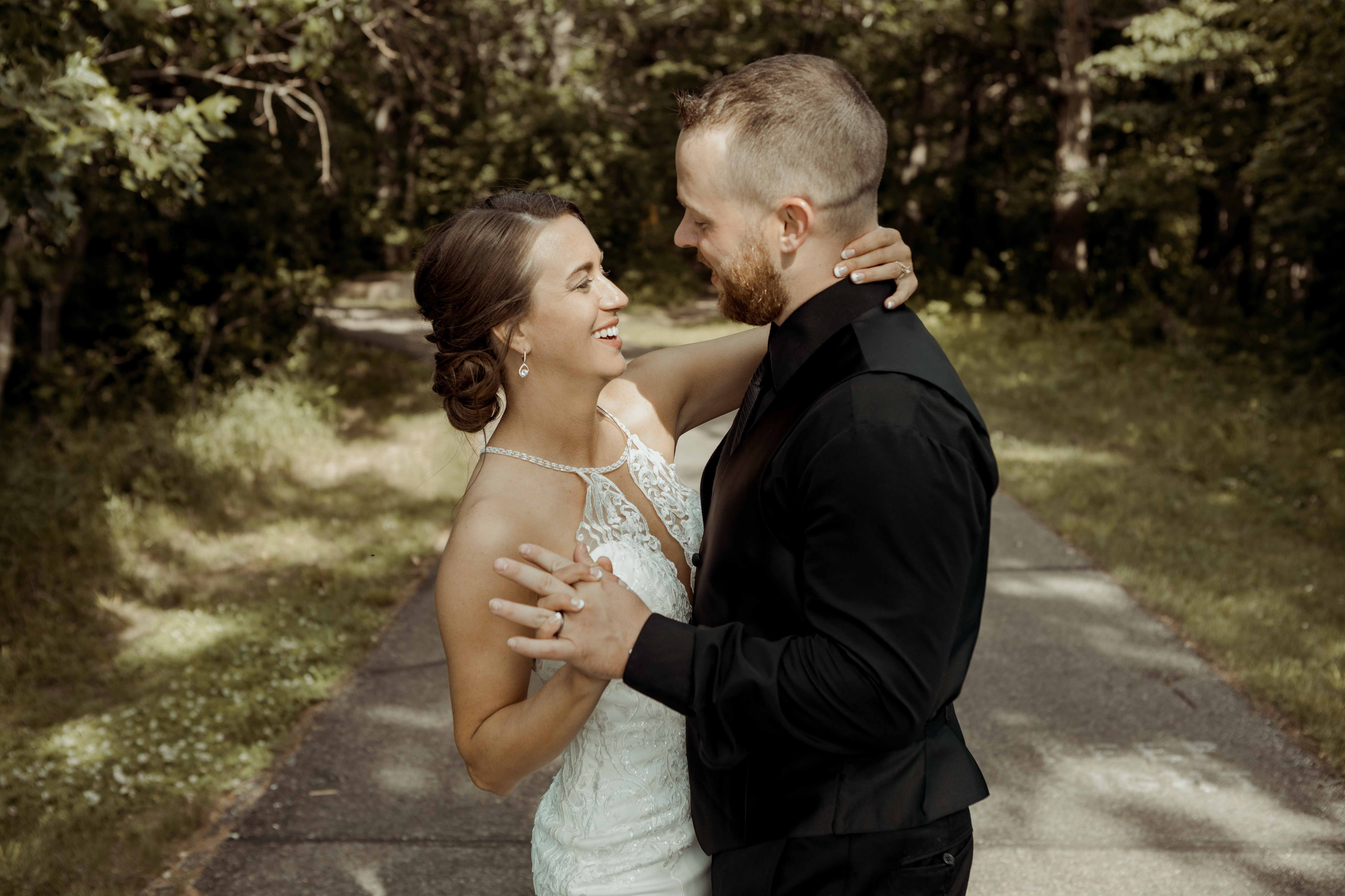 Arrowwod Resort Okoboji Wedding Photos