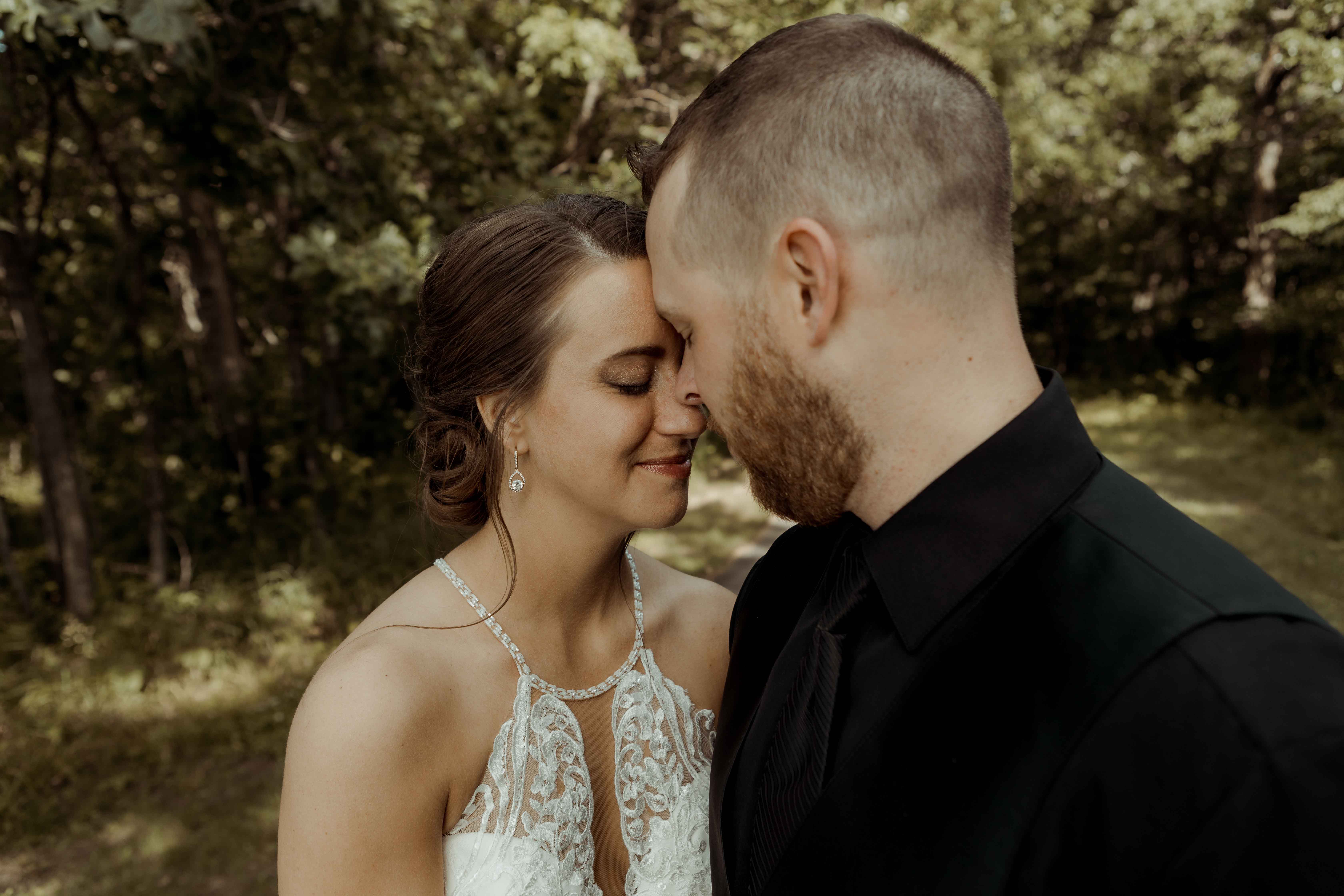 Arrowwod Resort Okoboji Wedding Photos