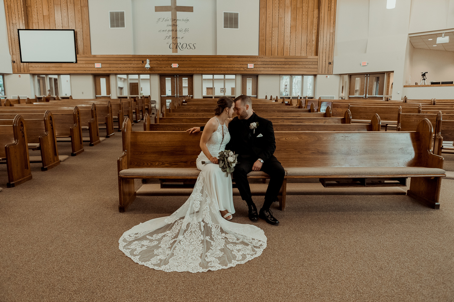 Arrowwod Resort Okoboji Wedding Photos