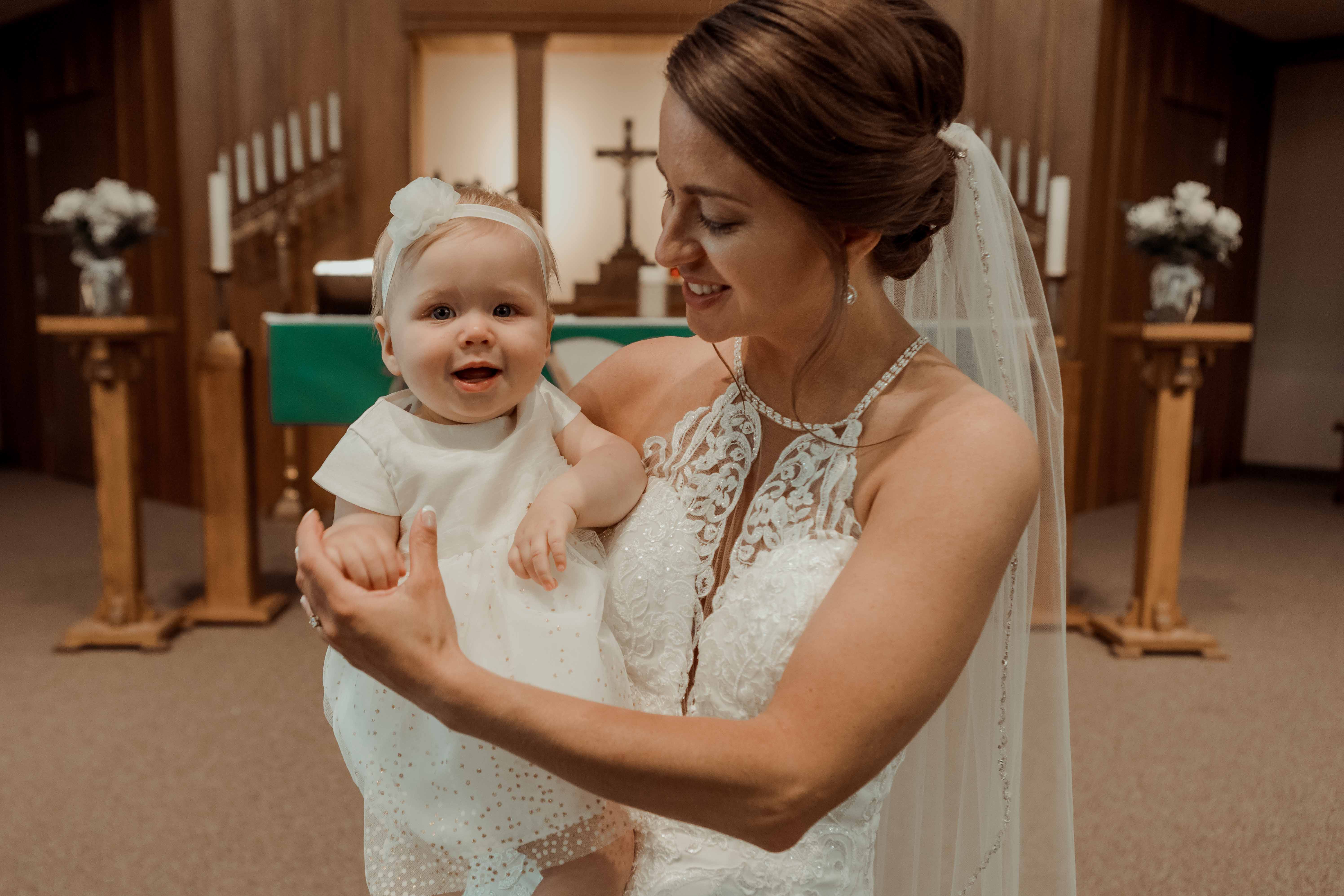 Arrowwod Resort Okoboji Wedding Photos