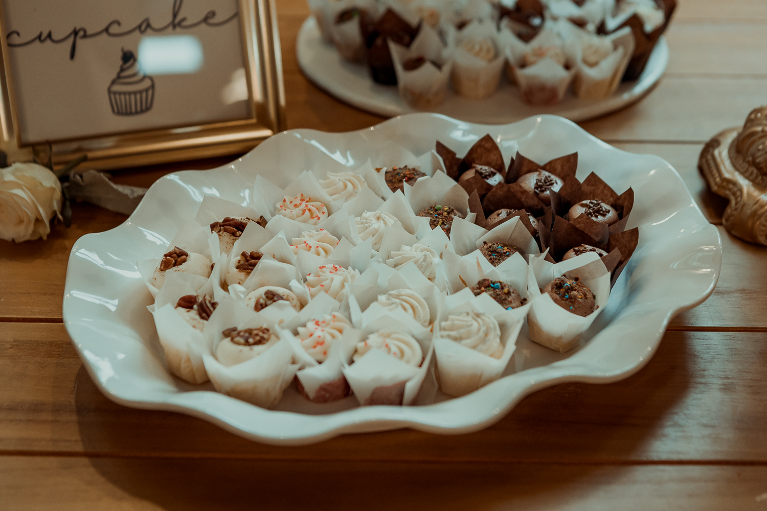 Bella Sala Event Center Wedding Pictures, Tiffin, Iowa