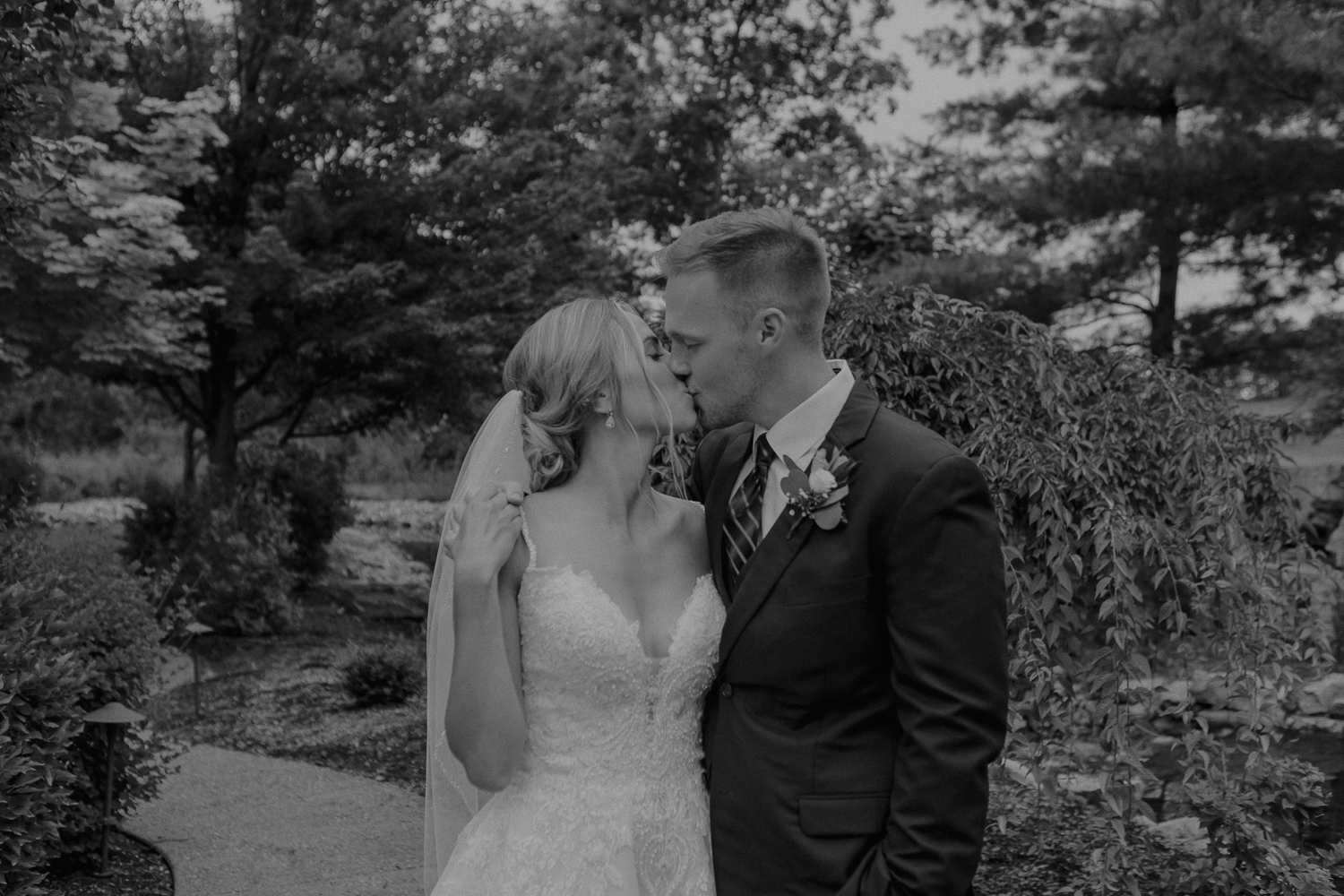 Bella Sala Event Center Wedding Pictures, Tiffin, Iowa