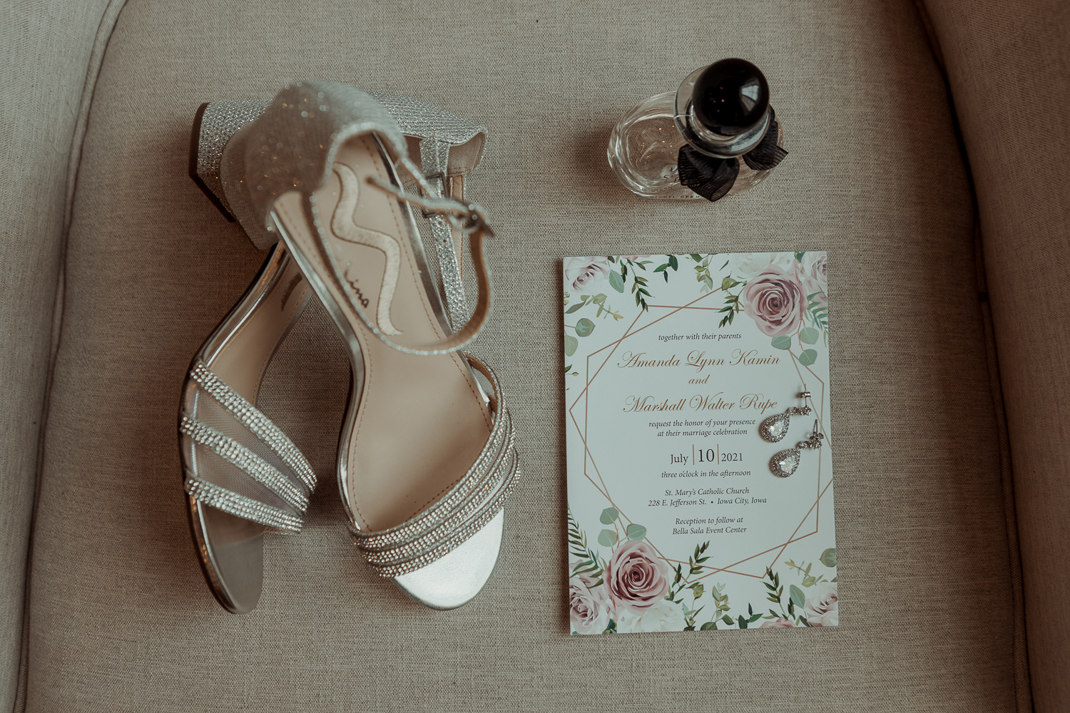 Bella Sala Event Center Wedding Pictures, Tiffin, Iowa