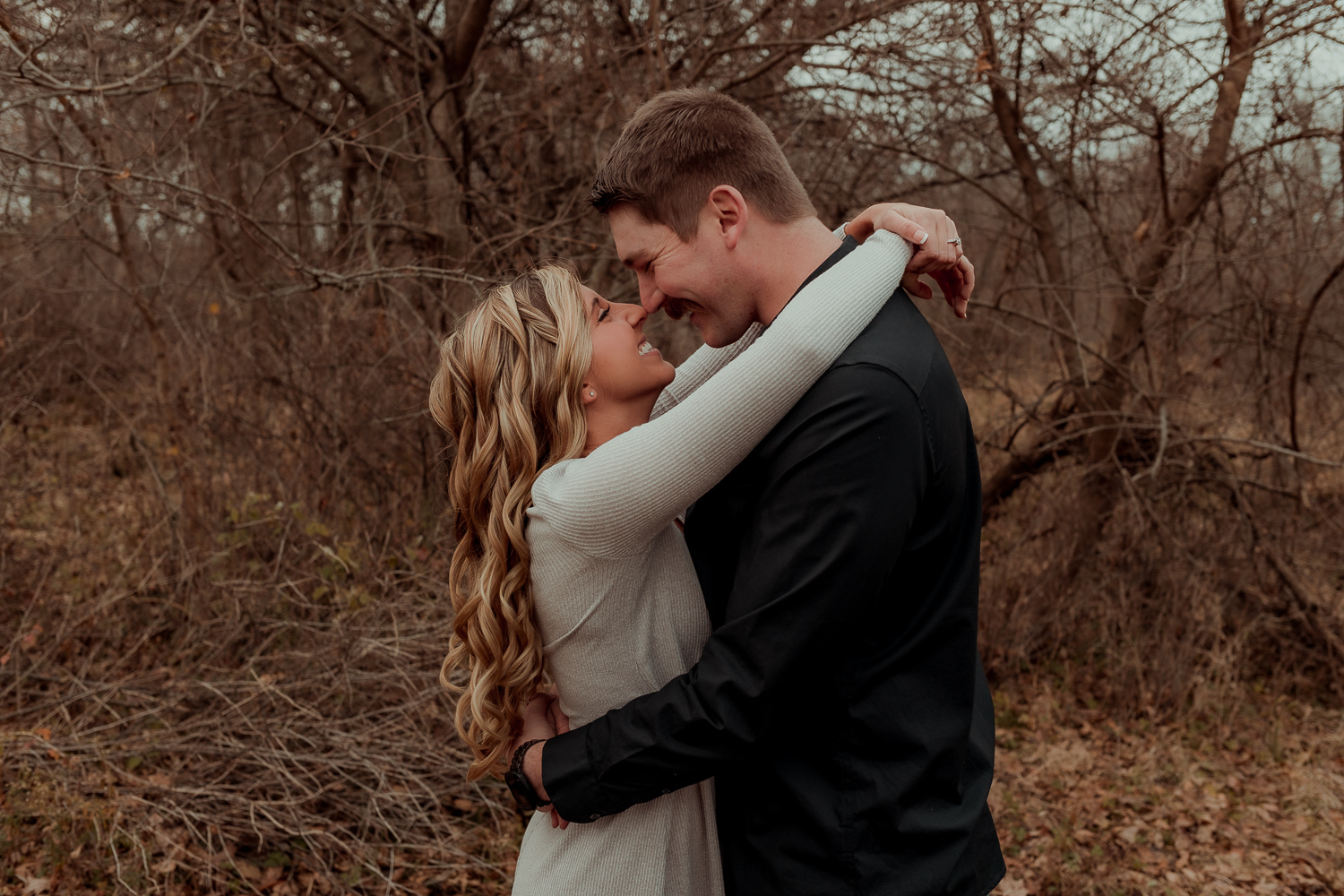 Family Farm, Center Junction Engagmenet Pictures, Iowa