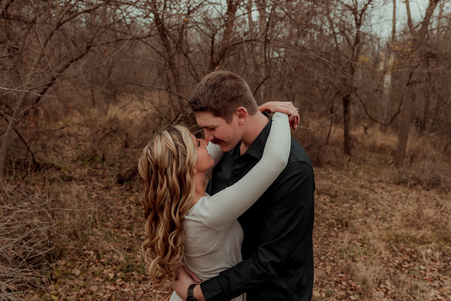 Family Farm, Center Junction Engagmenet Pictures, Iowa