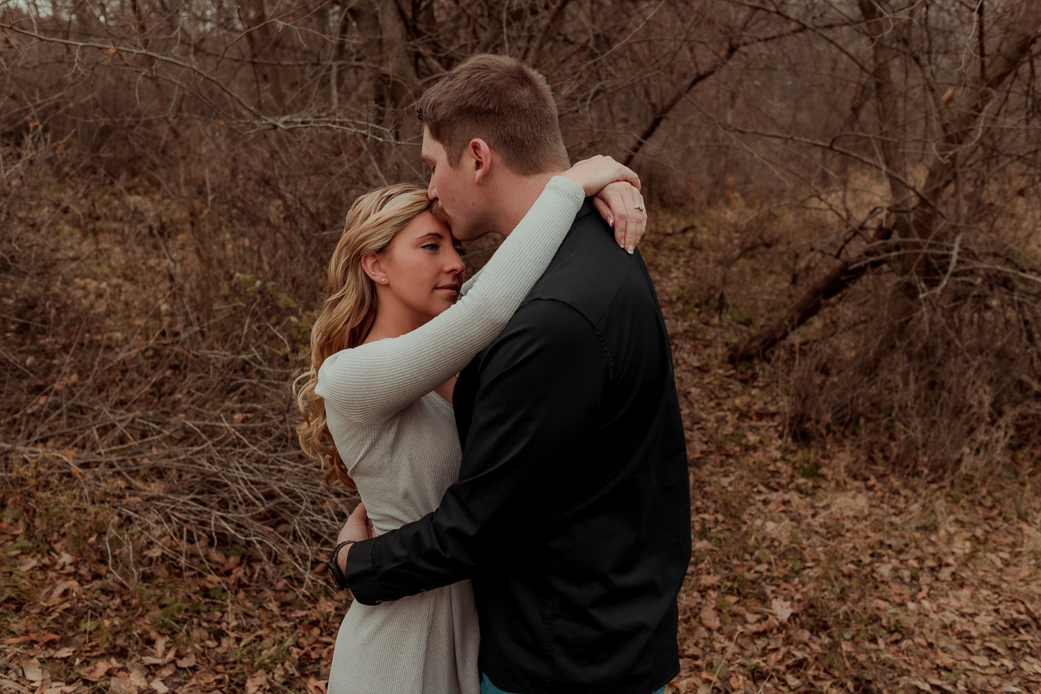 Family Farm, Center Junction Engagmenet Pictures, Iowa