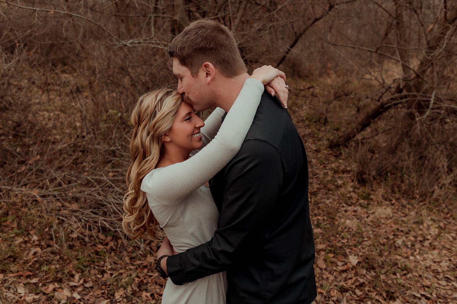 Family Farm, Center Junction Engagmenet Pictures, Iowa