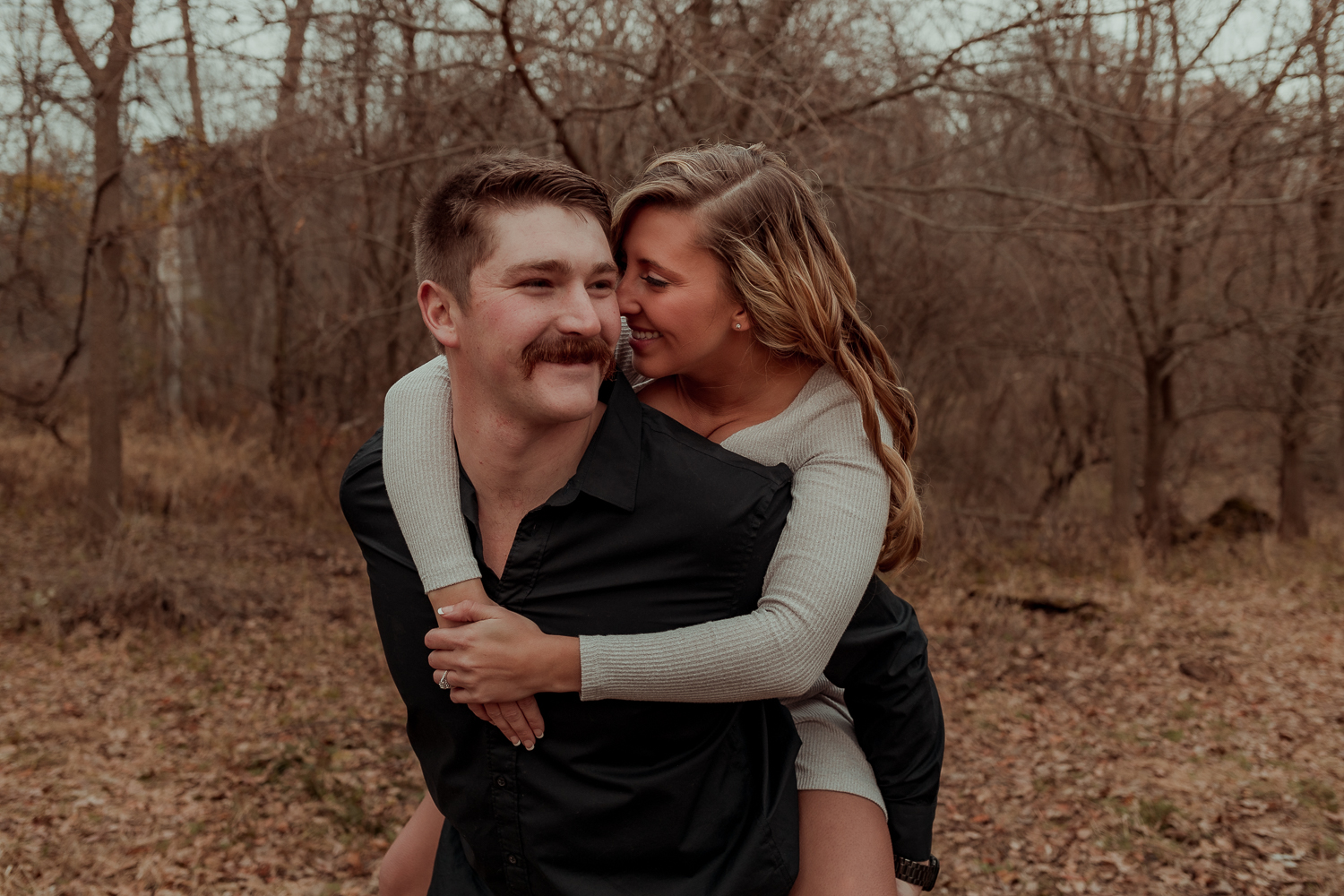 Family Farm, Center Junction Engagmenet Pictures, Iowa