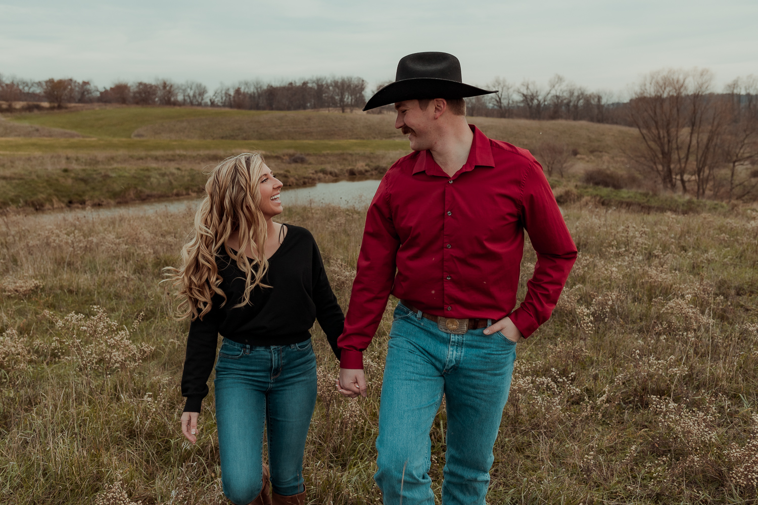 Family Farm, Center Junction Engagmenet Pictures, Iowa