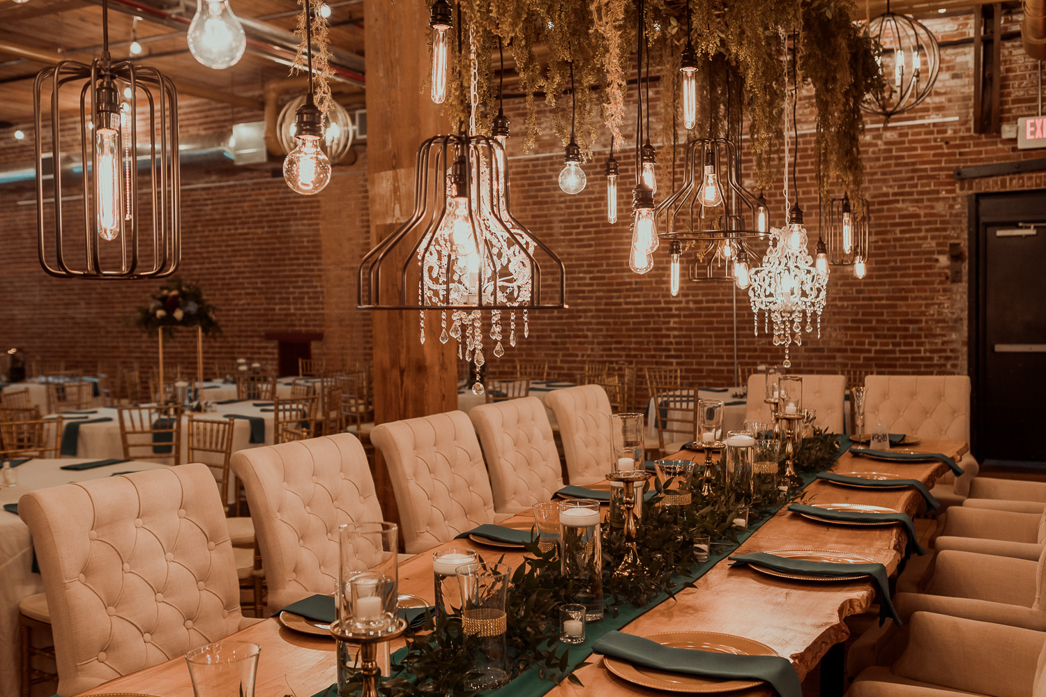 The Driftless Venue Wedding, Millwork Ballroom and Event Center, Dubuque, Iowa