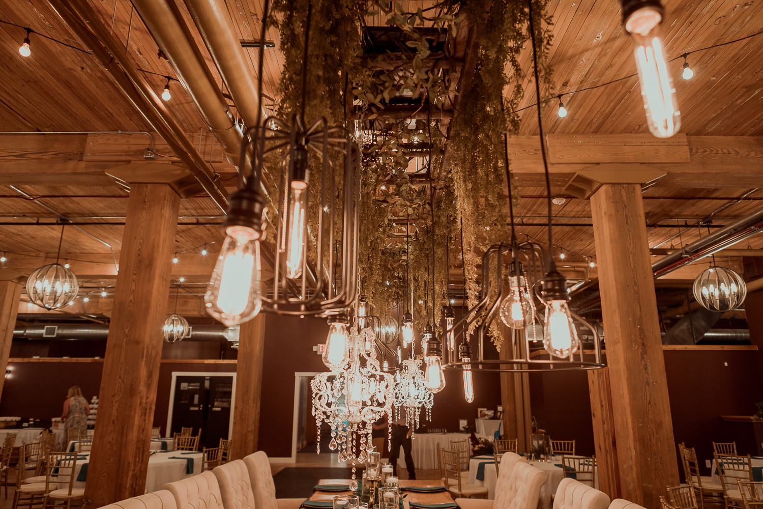 The Driftless Venue Wedding, Millwork Ballroom and Event Center, Dubuque, Iowa