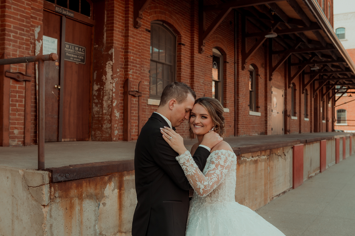 The Driftless Venue Wedding, Millwork Ballroom and Event Center, Dubuque, Iowa