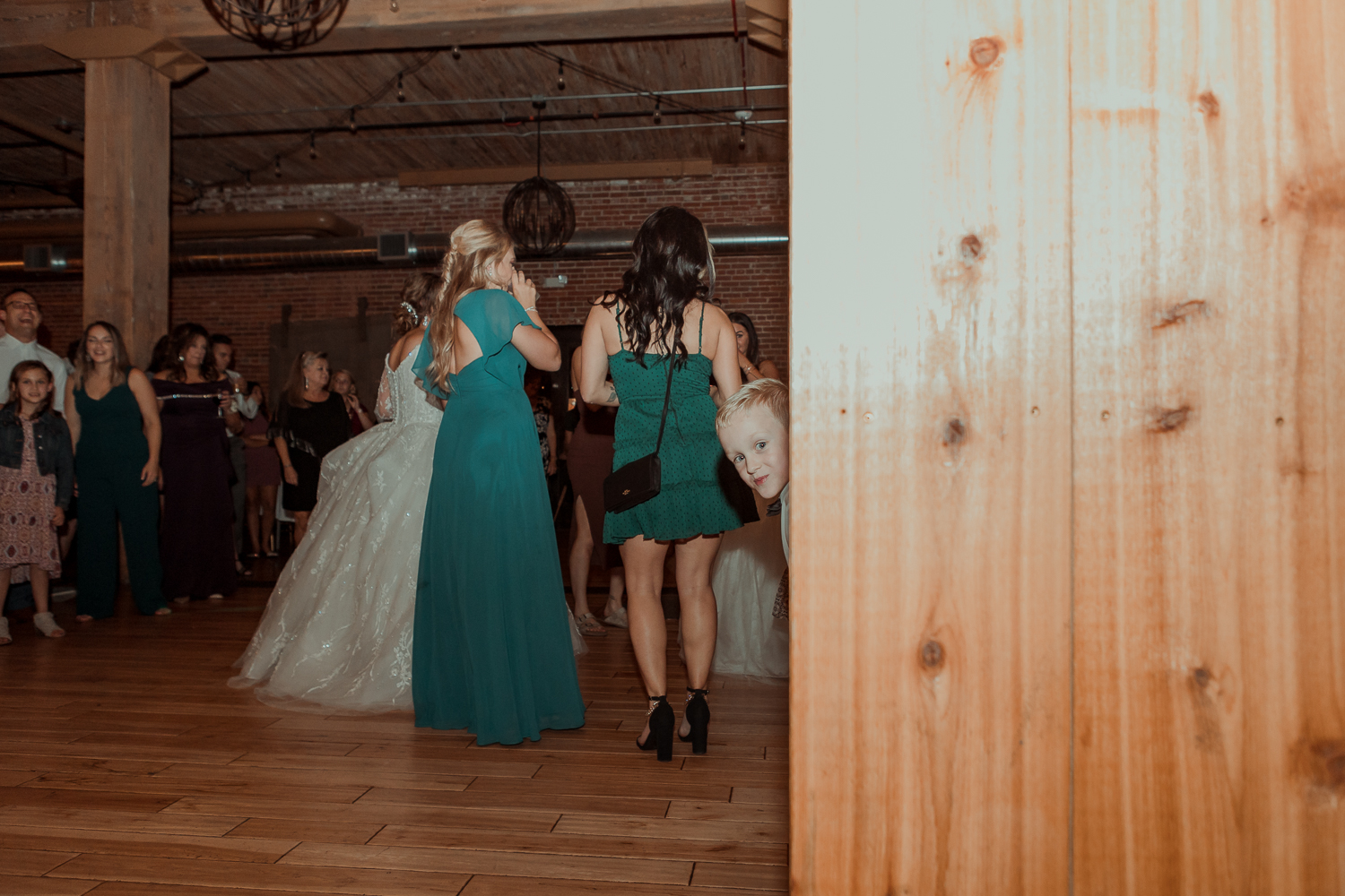 The Driftless Venue Wedding, Millwork Ballroom and Event Center, Dubuque, Iowa