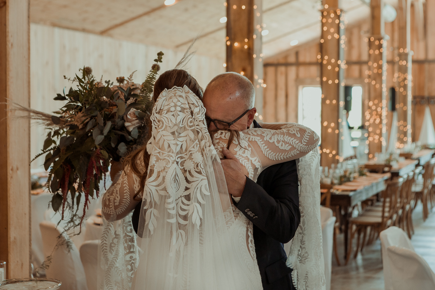 Kacena Farms Wedding Pictures, Vinton, Iowa