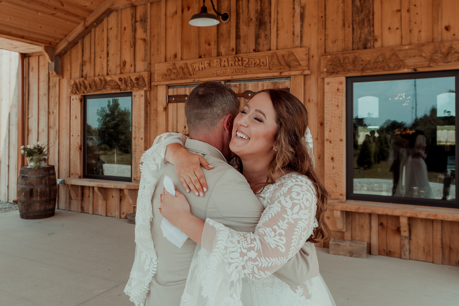 Kacena Farms Wedding Pictures, Vinton, Iowa