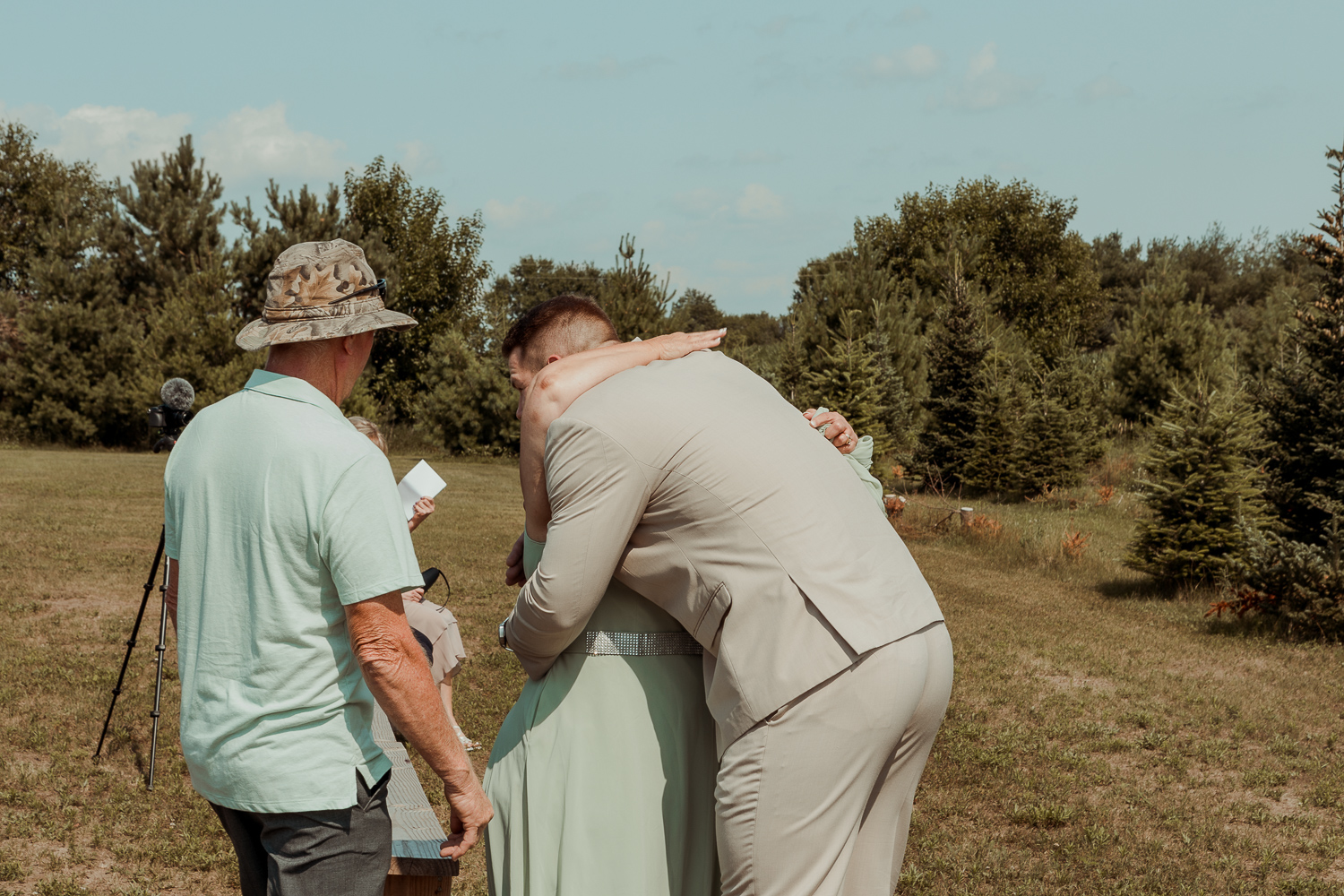 Kacena Farms Wedding Pictures, Vinton, Iowa