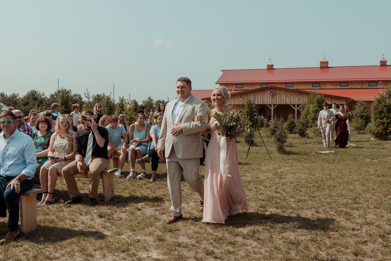 Kacena Farms Wedding Pictures, Vinton, Iowa