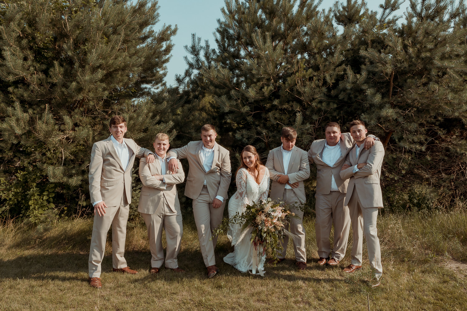 Kacena Farms Wedding Pictures, Vinton, Iowa