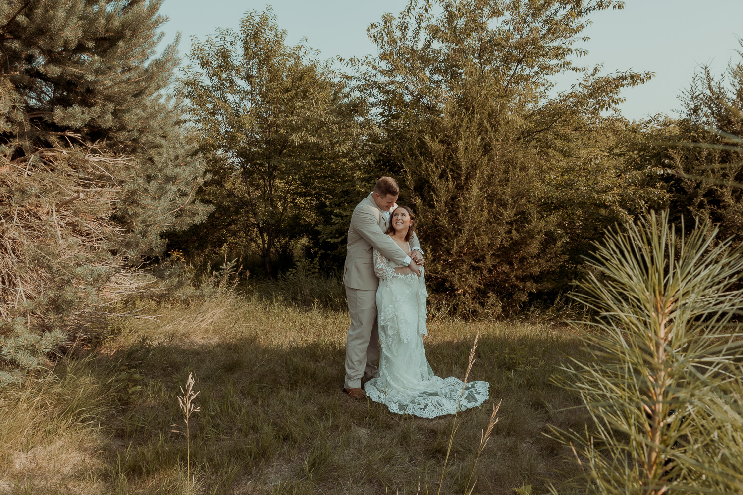Kacena Farms Wedding Pictures, Vinton, Iowa