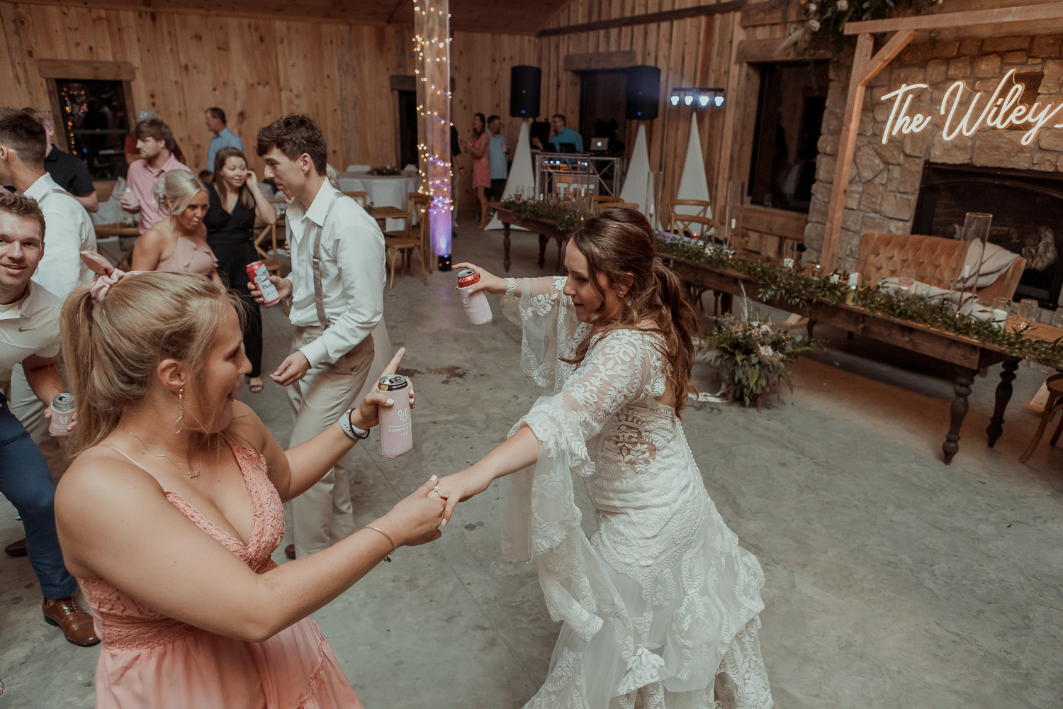 Kacena Farms Wedding Pictures, Vinton, Iowa