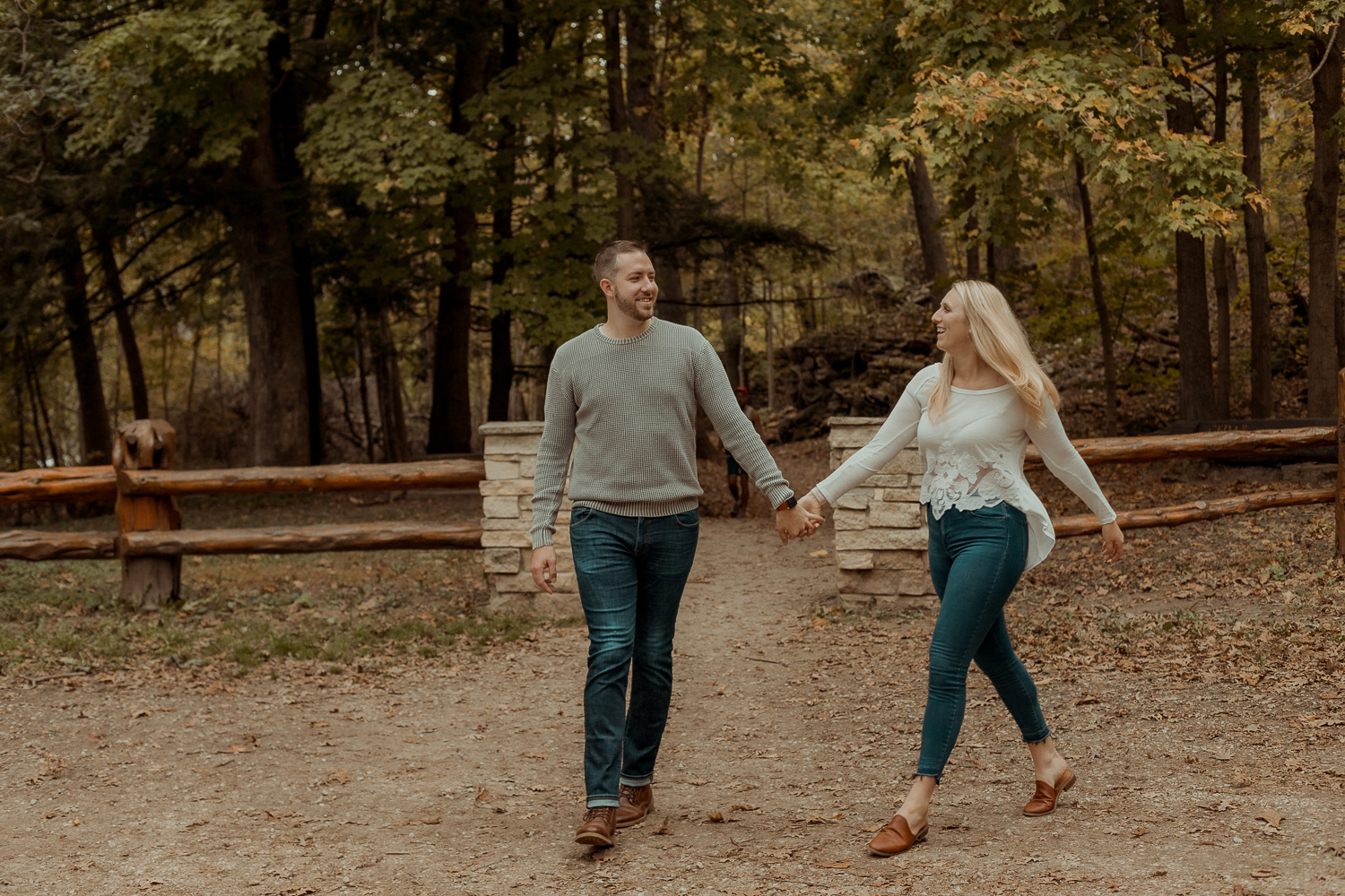 Palisades Kepler State Park Engagment Pictures, Mt Vernon, Iowa