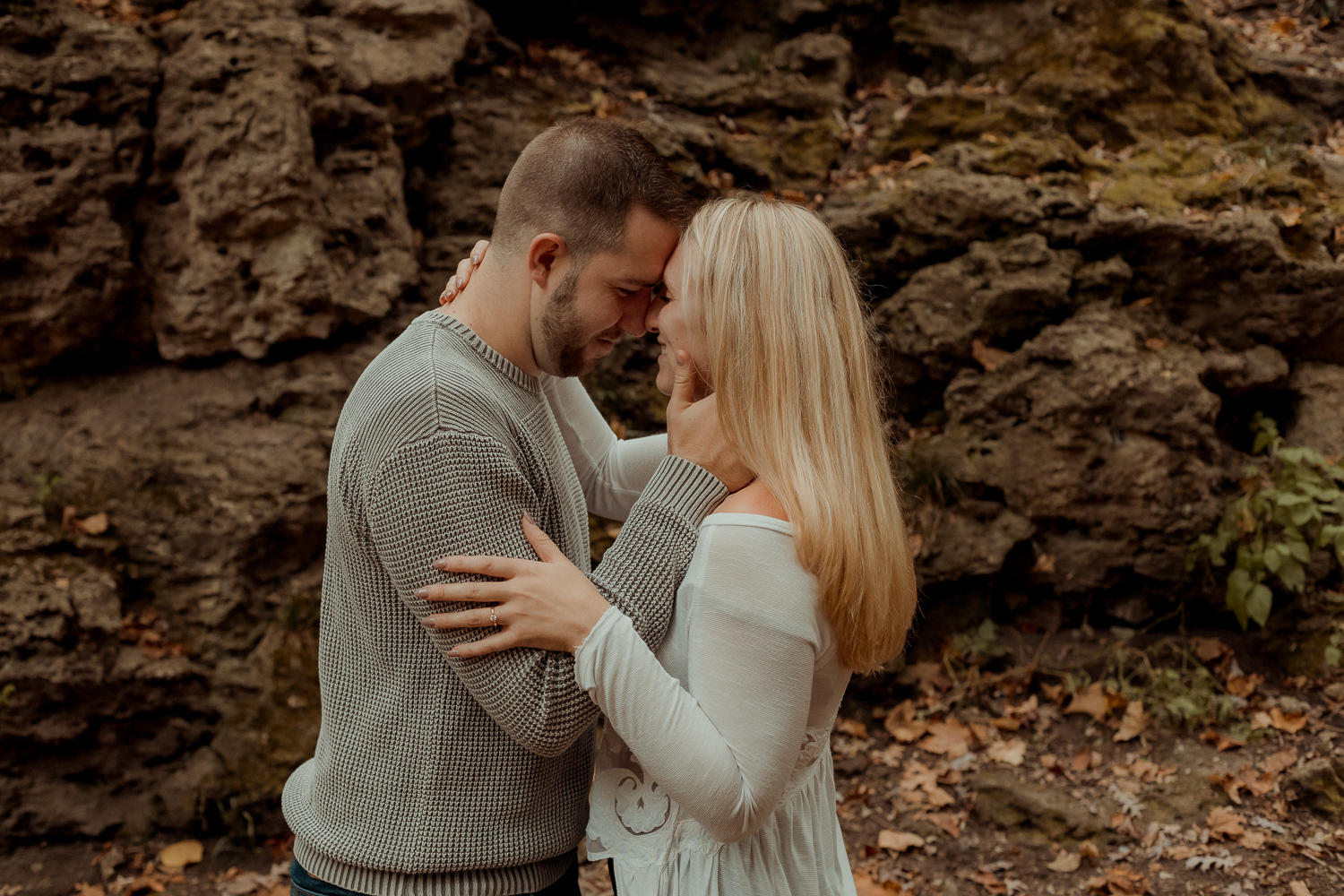 Palisades Kepler State Park Engagment Pictures, Mt Vernon, Iowa