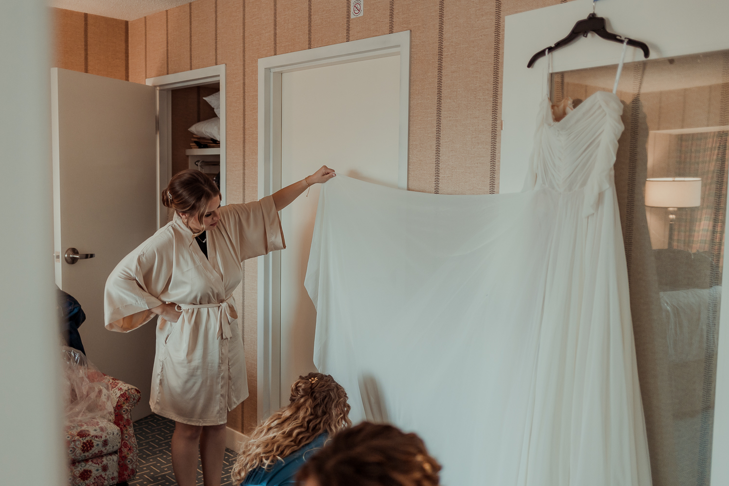 Old Capitol Museum Wedding / Old Brick Wedding, Iowa City, Iowa