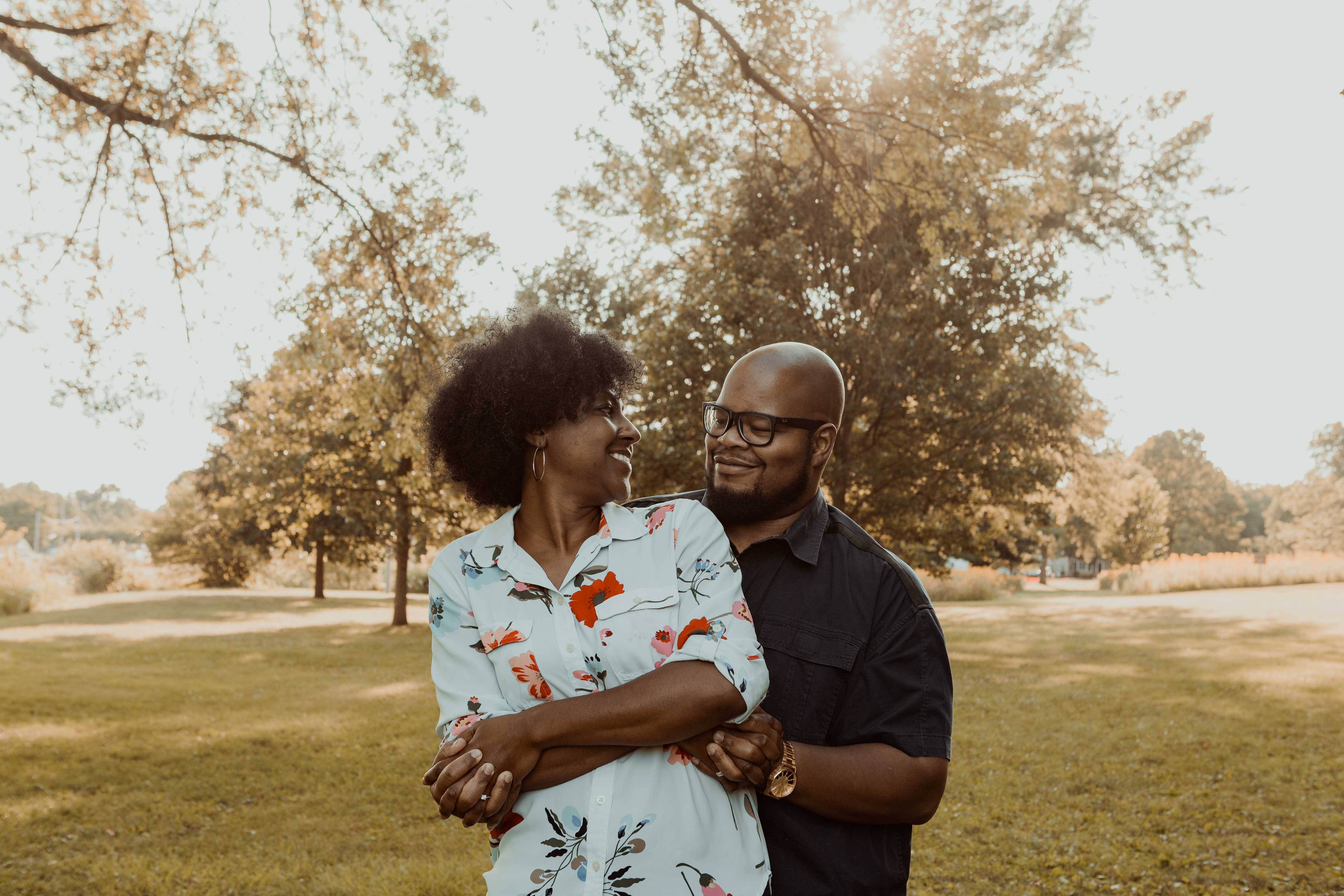 Cedar Rapids Noelridge Engagement Photos