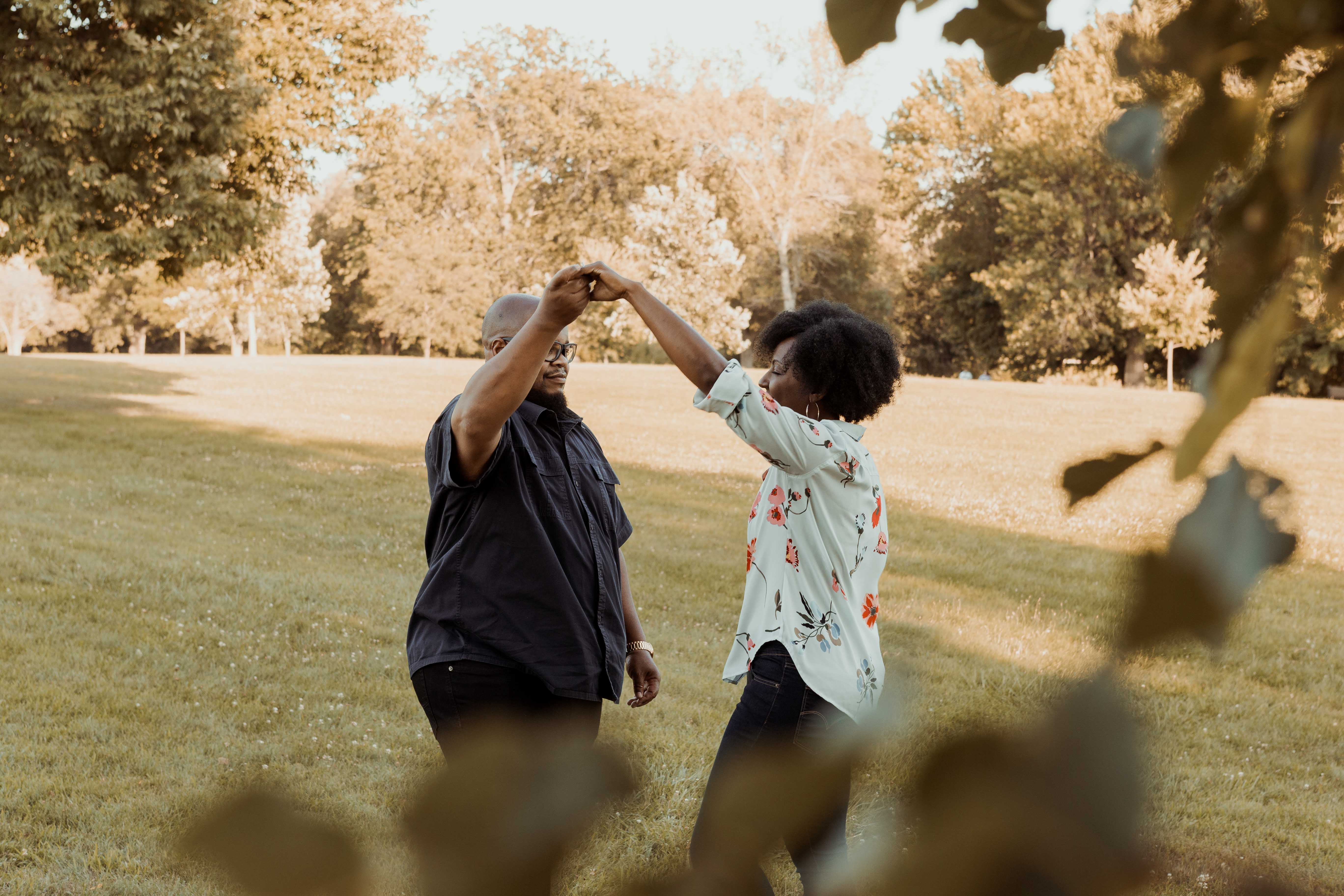 Cedar Rapids Noelridge Engagement Photos