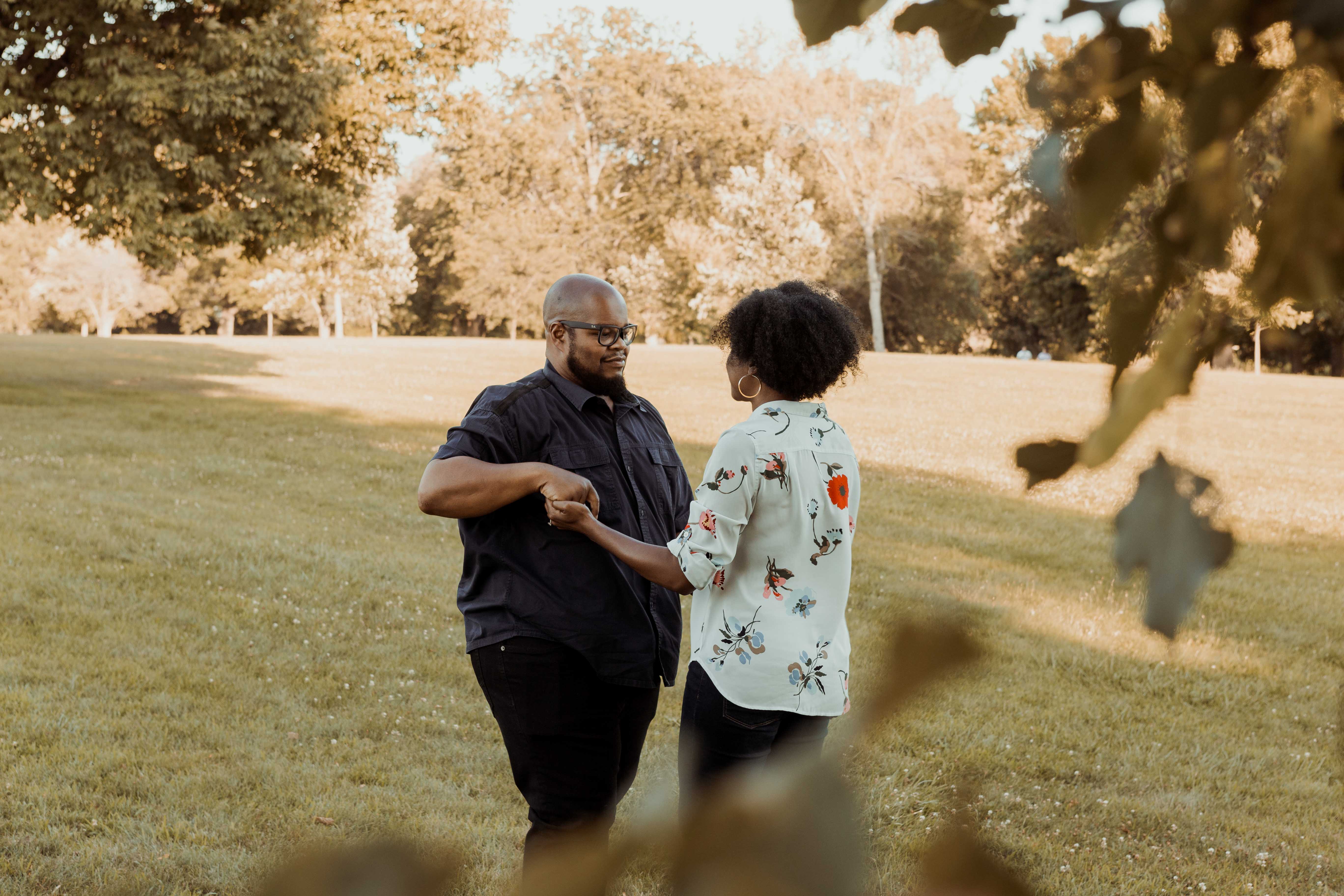 Cedar Rapids Noelridge Engagement Photos