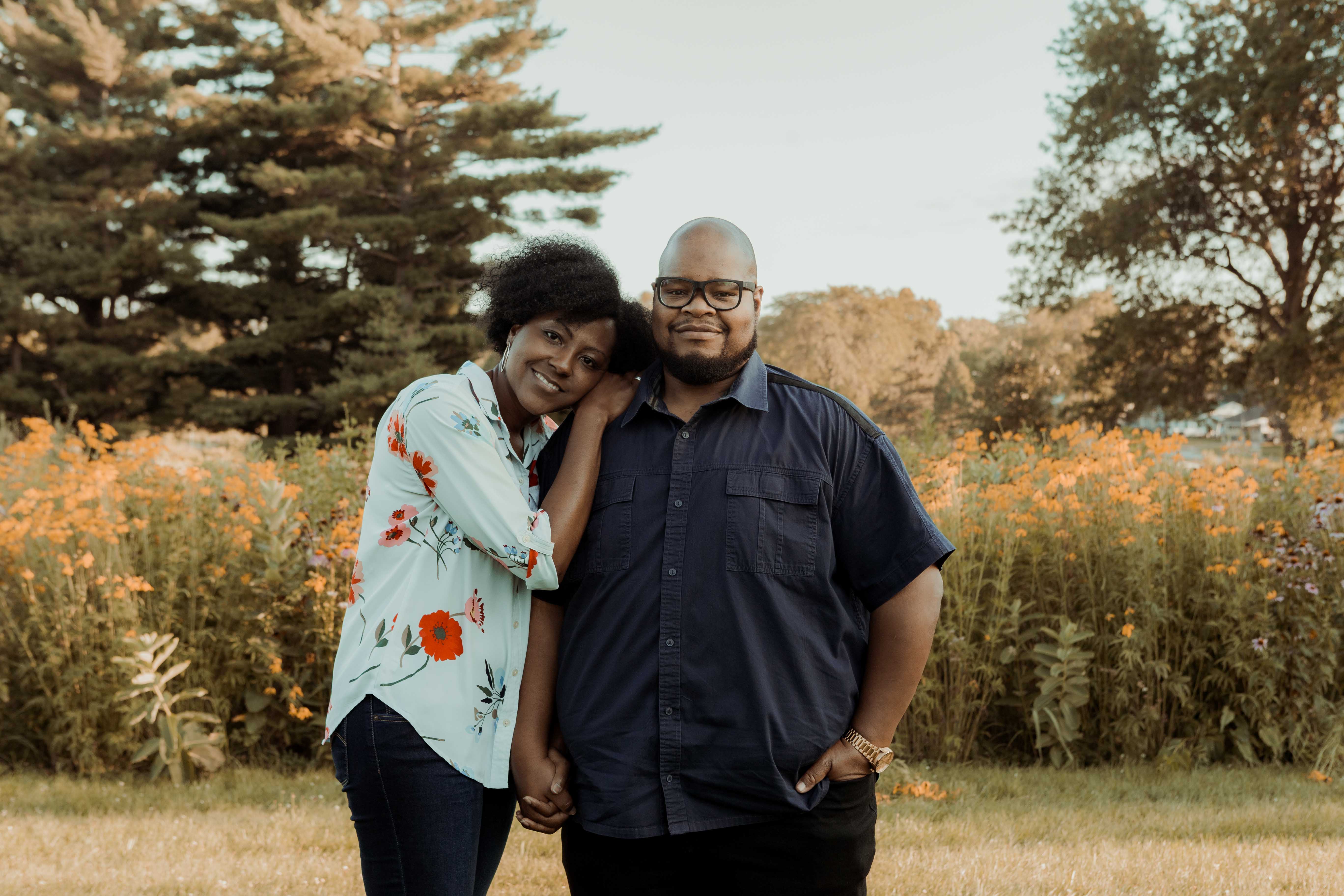 Cedar Rapids Noelridge Engagement Photos