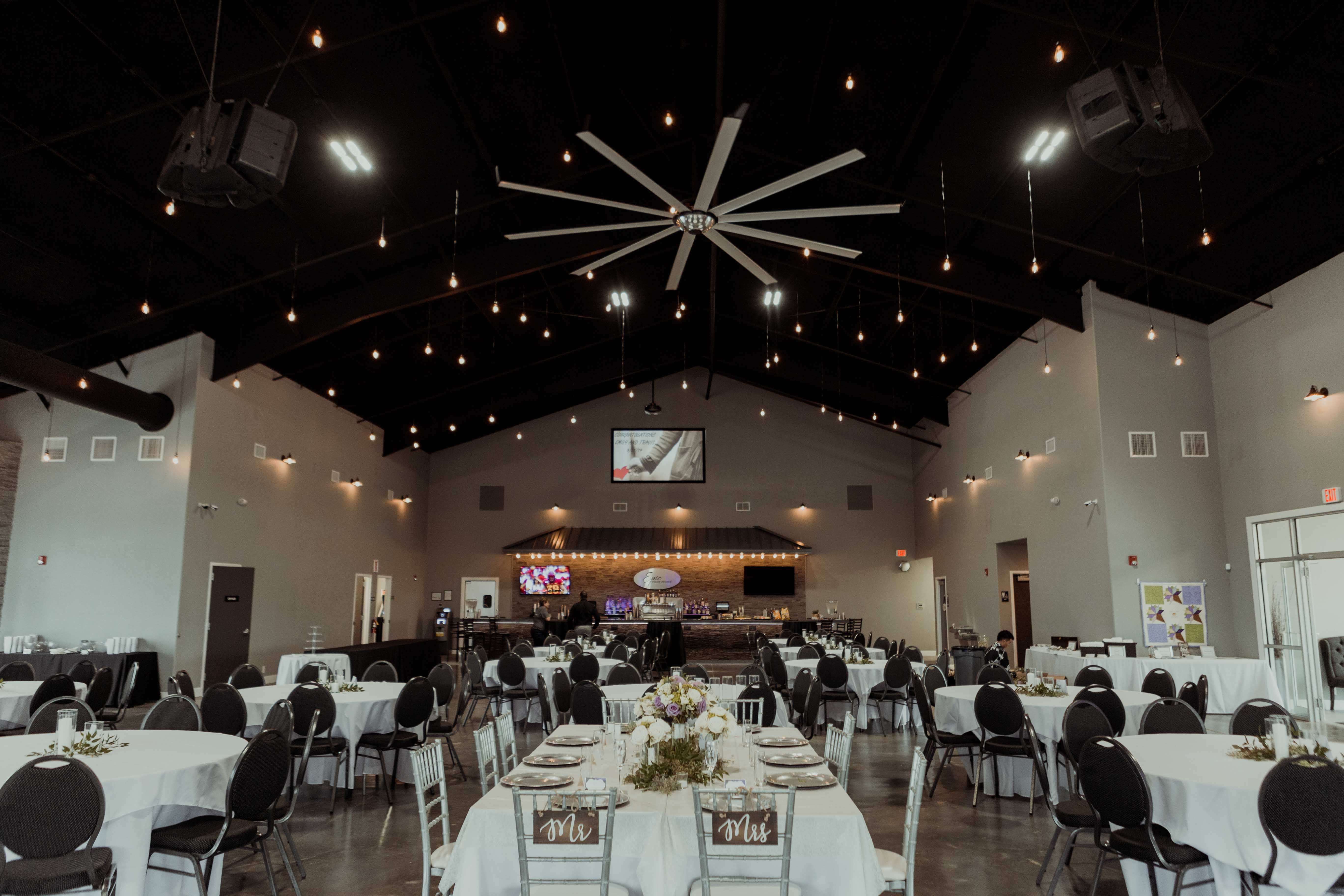 Cedar Rapids Noelridge Engagement Photos