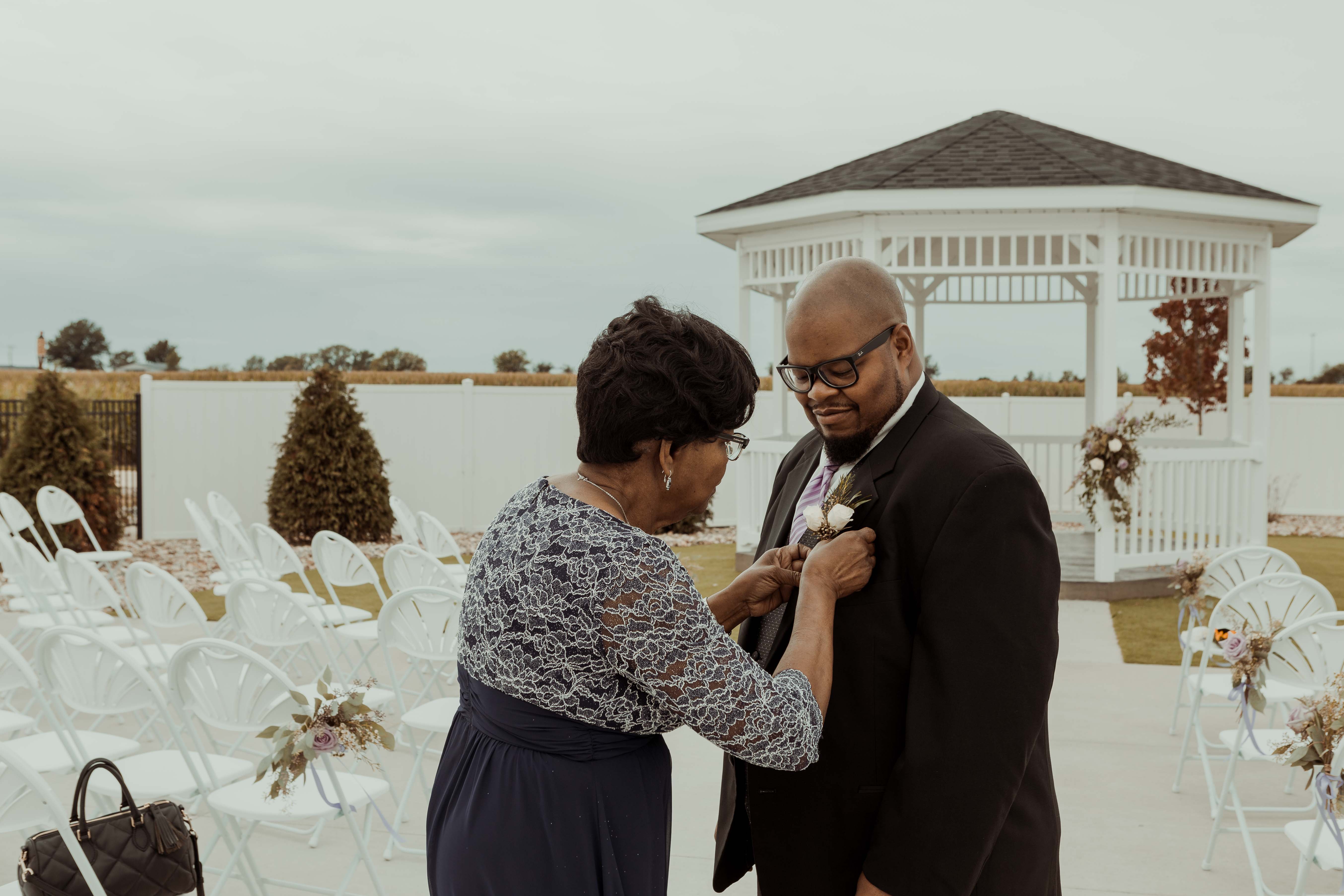 Cedar Rapids Noelridge Engagement Photos