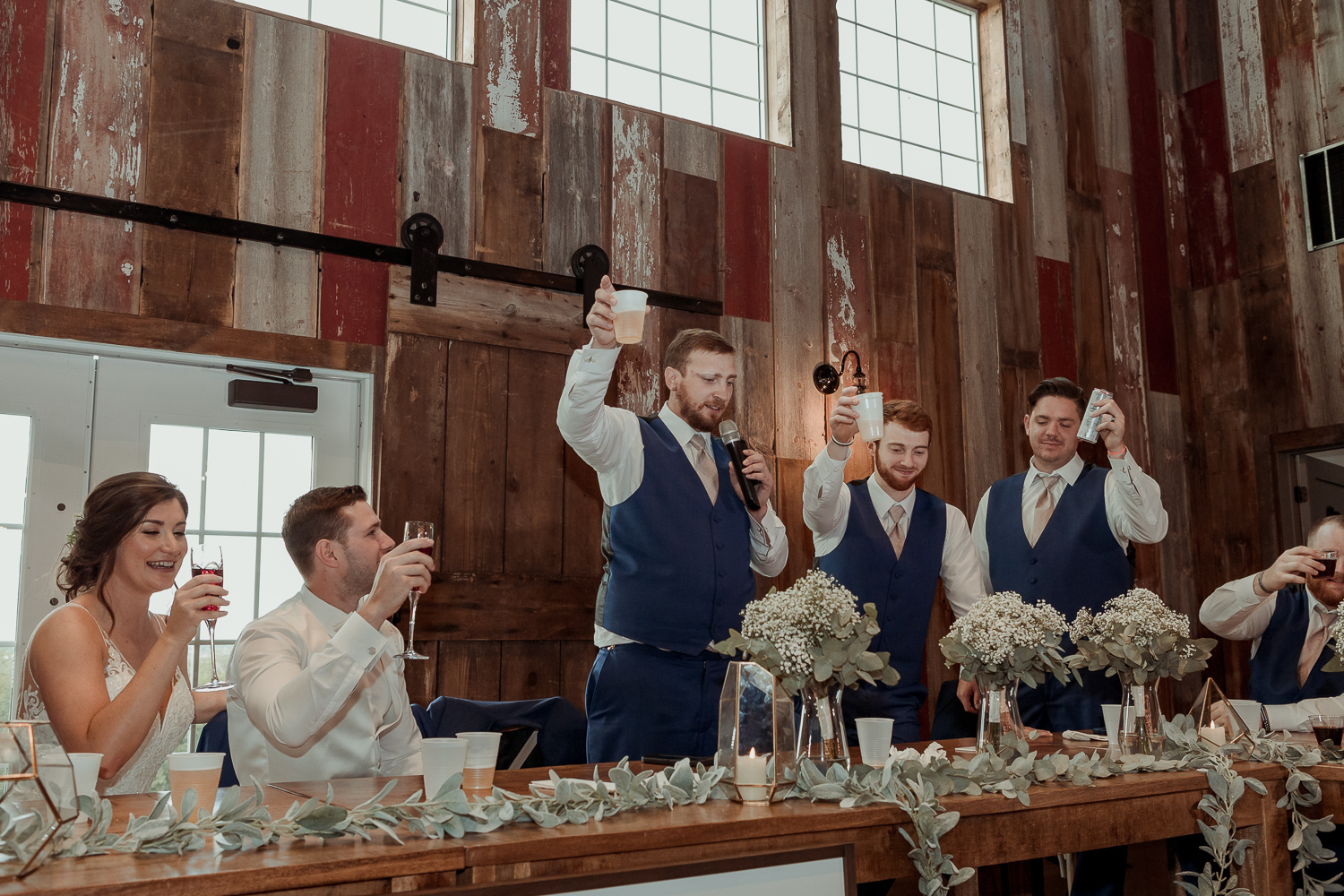 Red Acre Barn Wedding Pictures and Video, Prole, Iowa