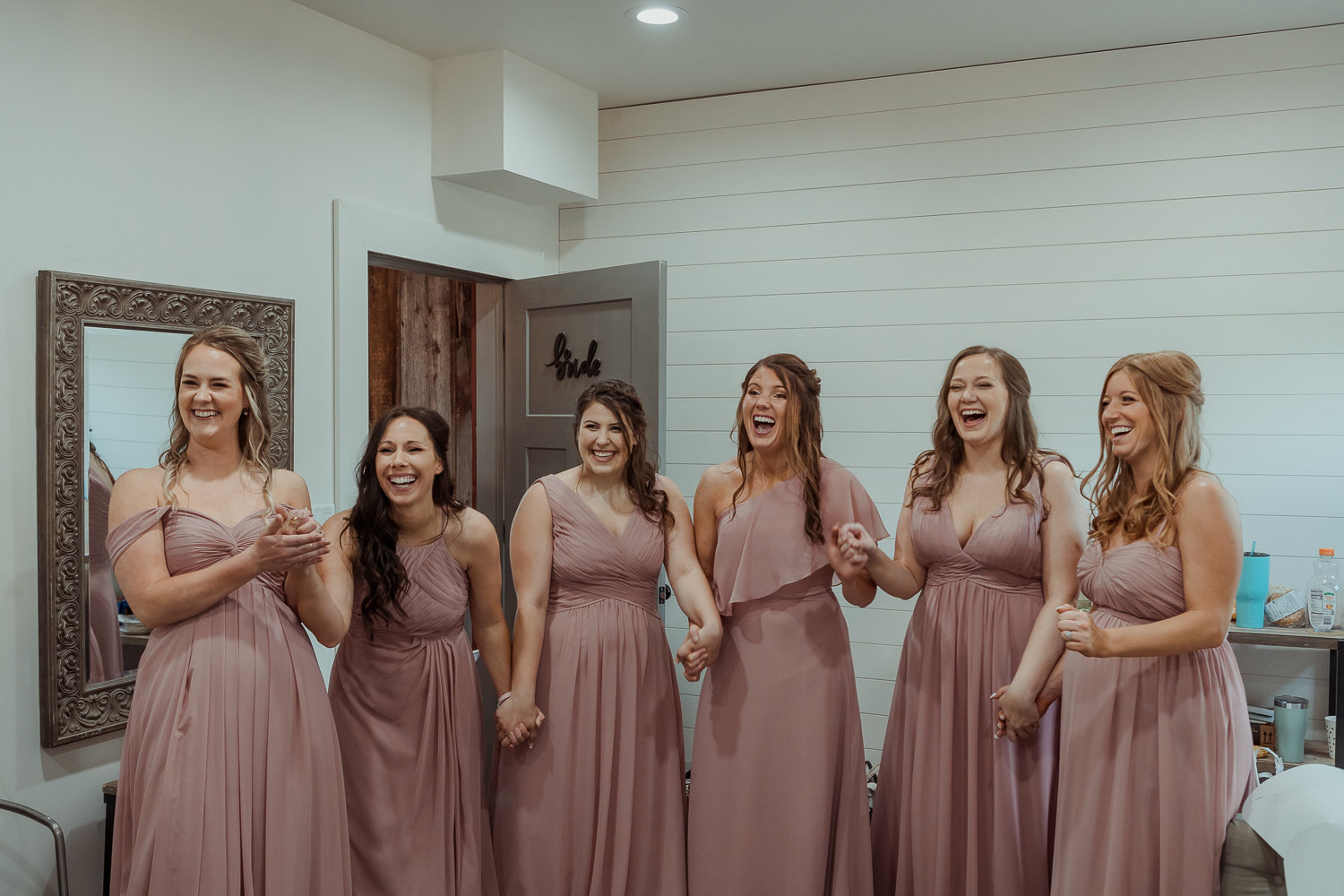 Red Acre Barn Wedding Pictures and Video, Prole, Iowa