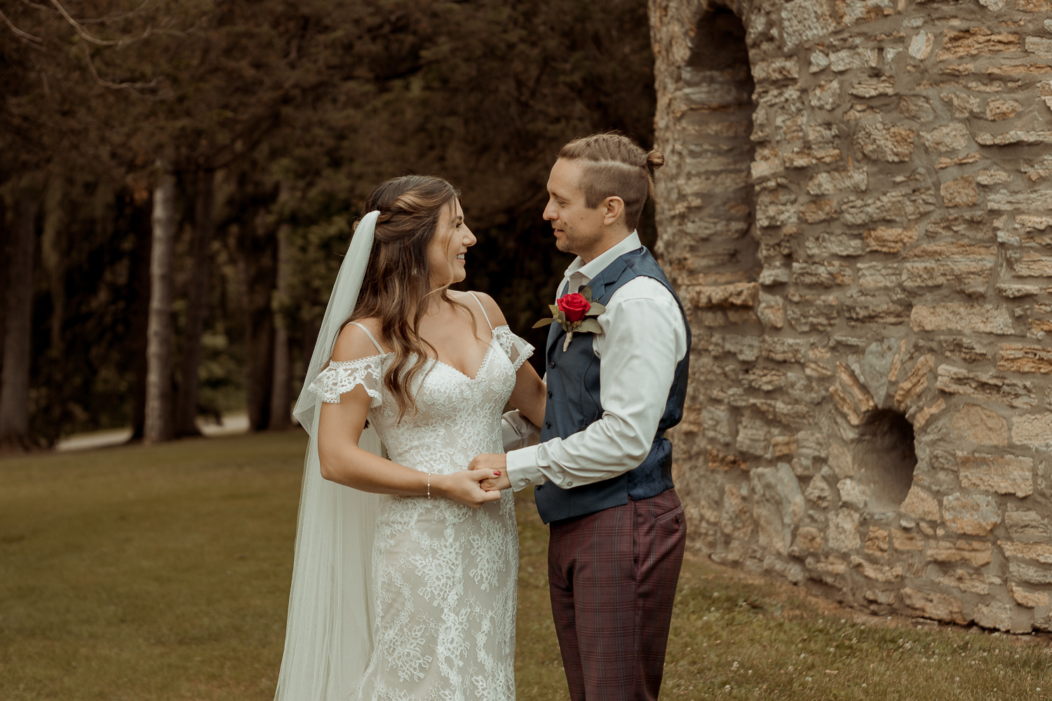 Kindred Spirits Eagle Point Park Wedding Clinton