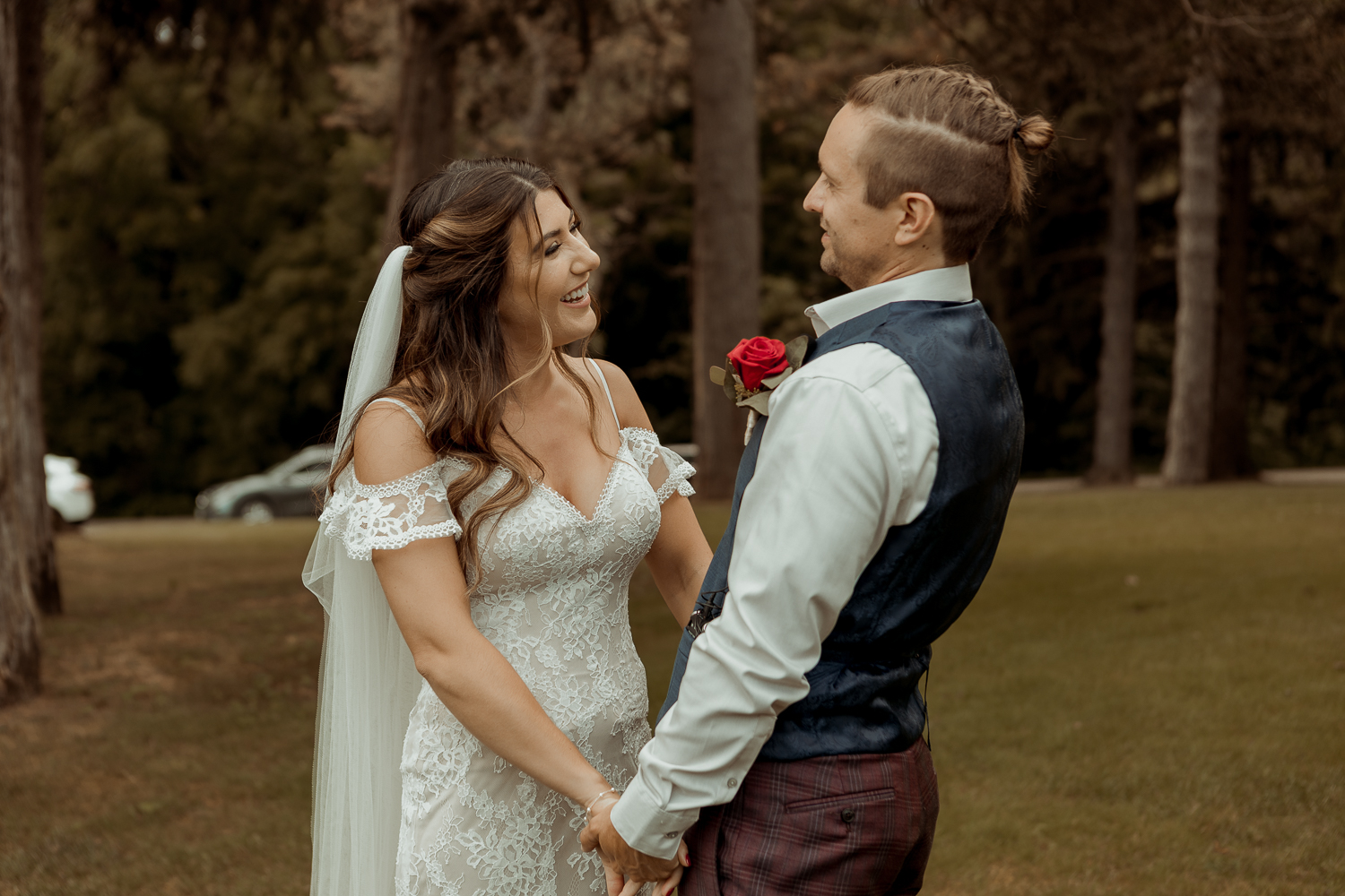 Kindred Spirits Eagle Point Park Wedding Clinton