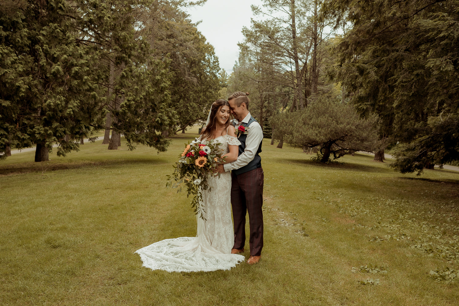 Kindred Spirits Eagle Point Park Wedding Clinton