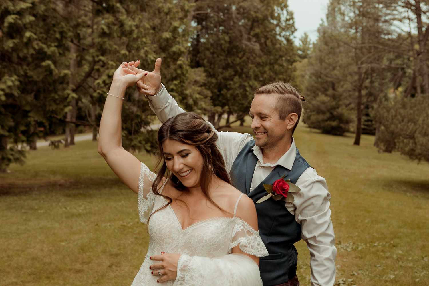 Kindred Spirits Eagle Point Park Wedding Clinton