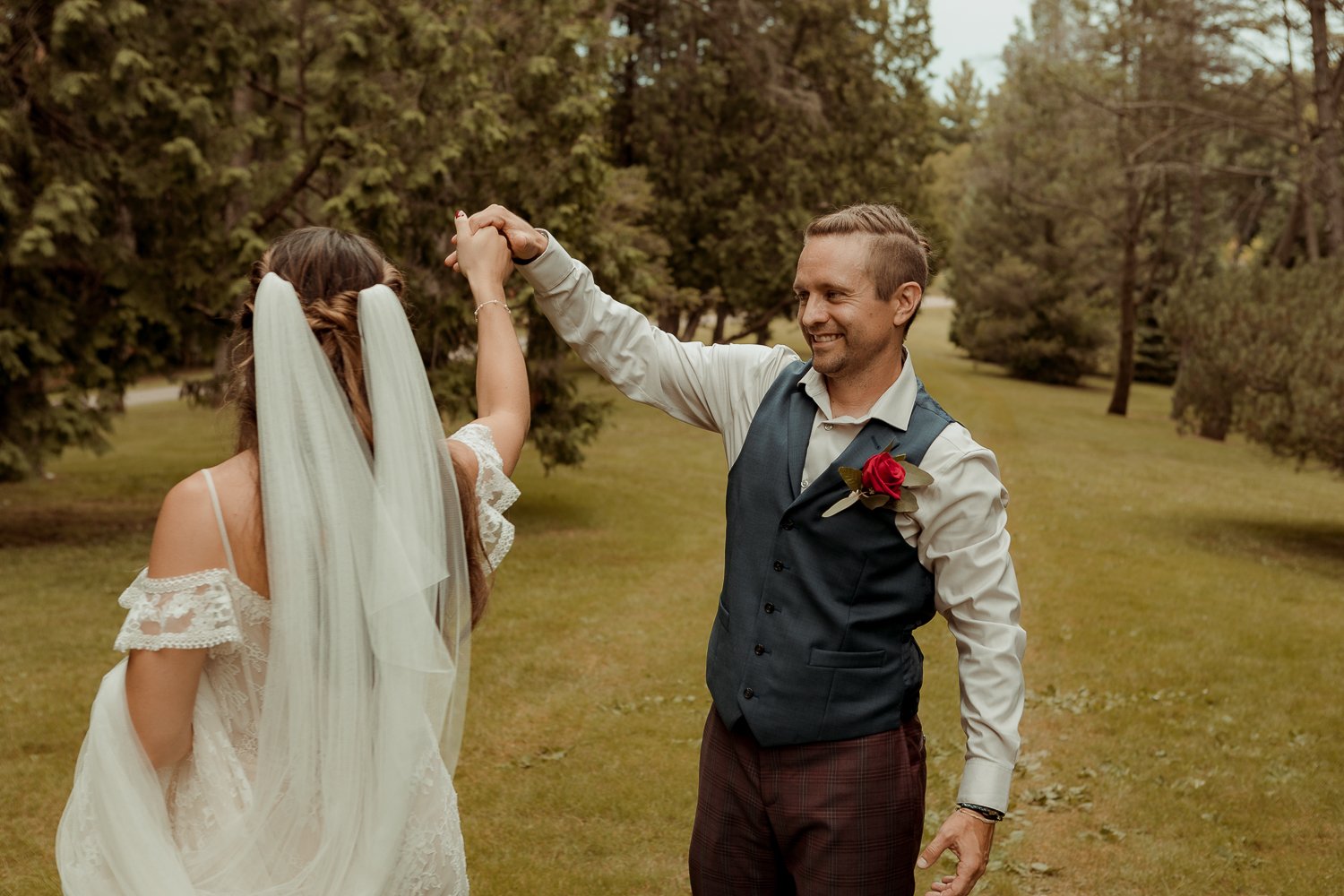 Kindred Spirits Eagle Point Park Wedding Clinton