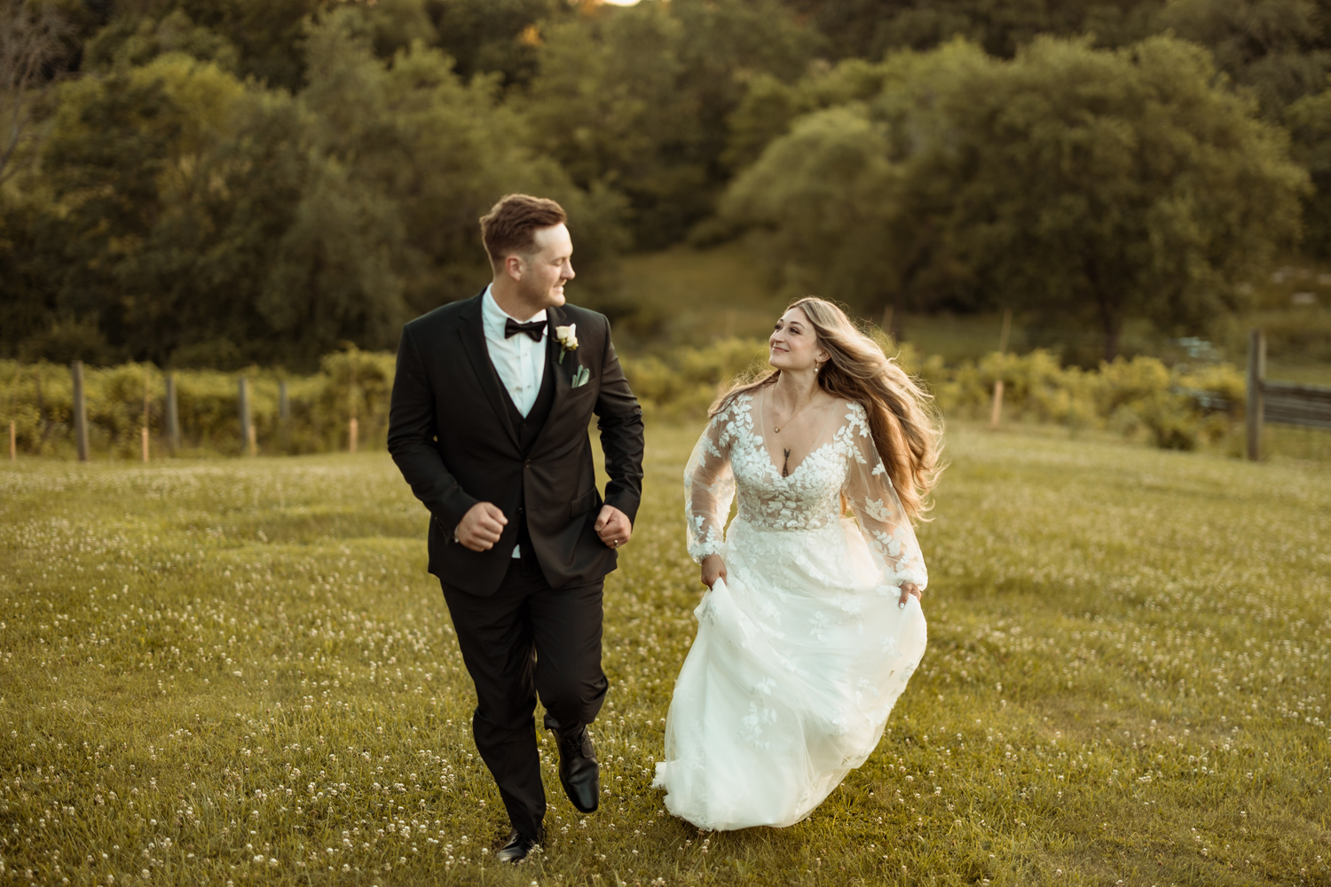 Old Oak Winery Wedding, Milan, Illinois