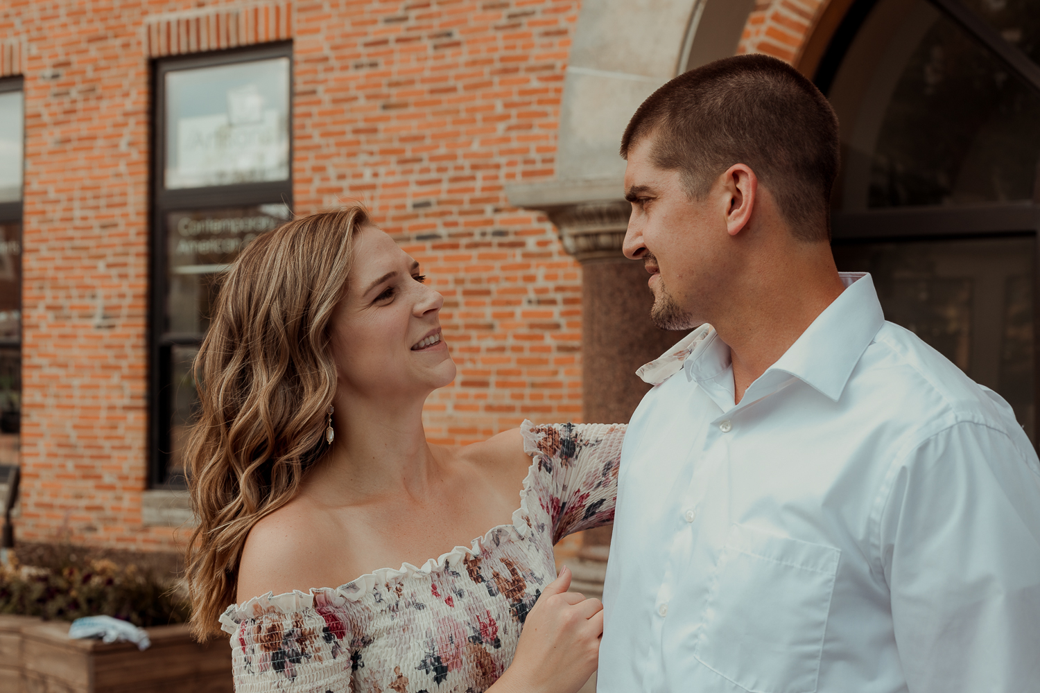 Old Capitol Museum Engagement Pictures, Iowa City, Iowa