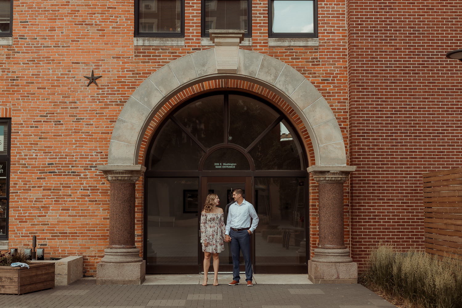 Old Capitol Museum Engagement Pictures, Iowa City, Iowa