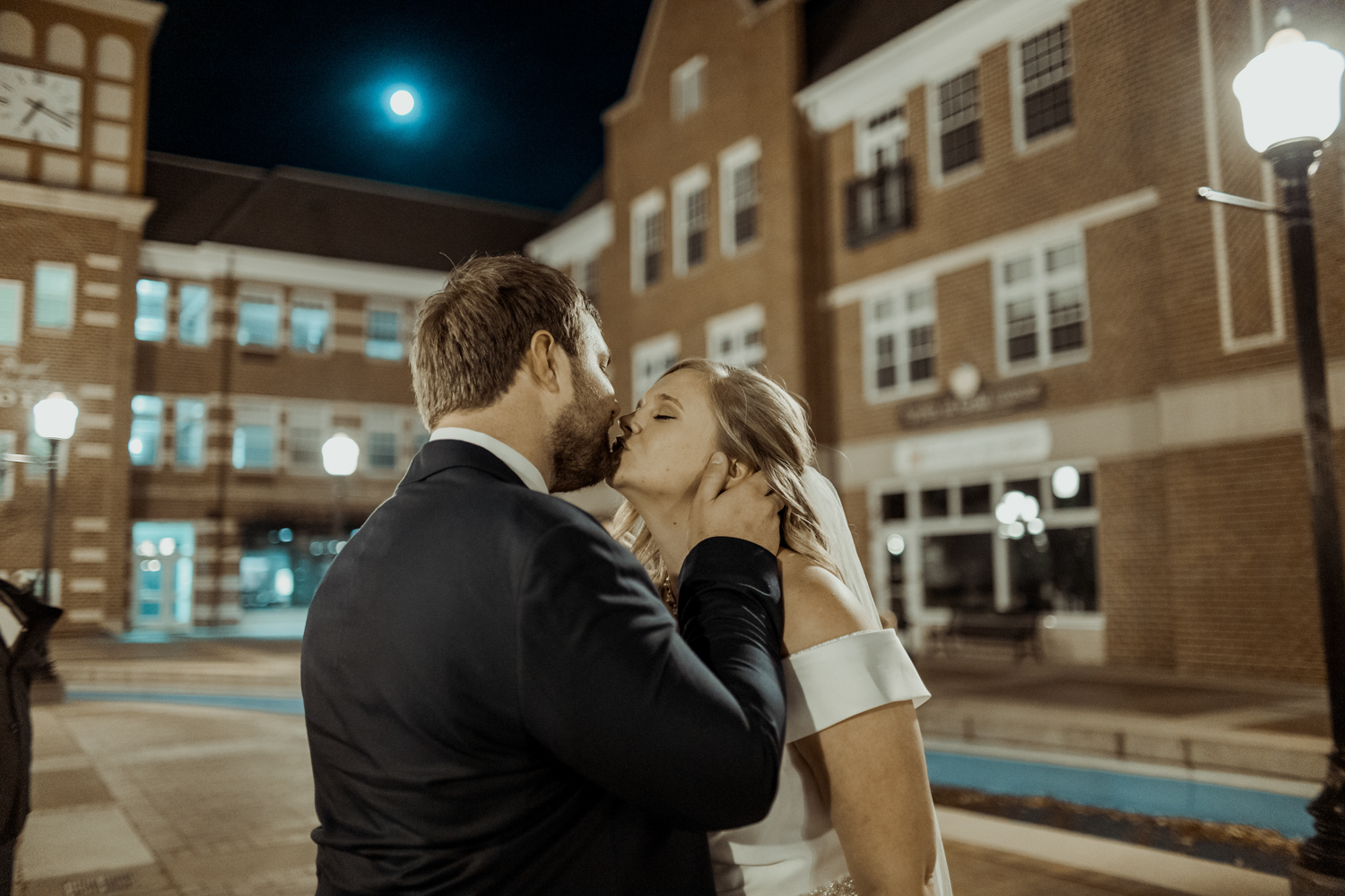 Pella Opera House Wedding Pella Iowa