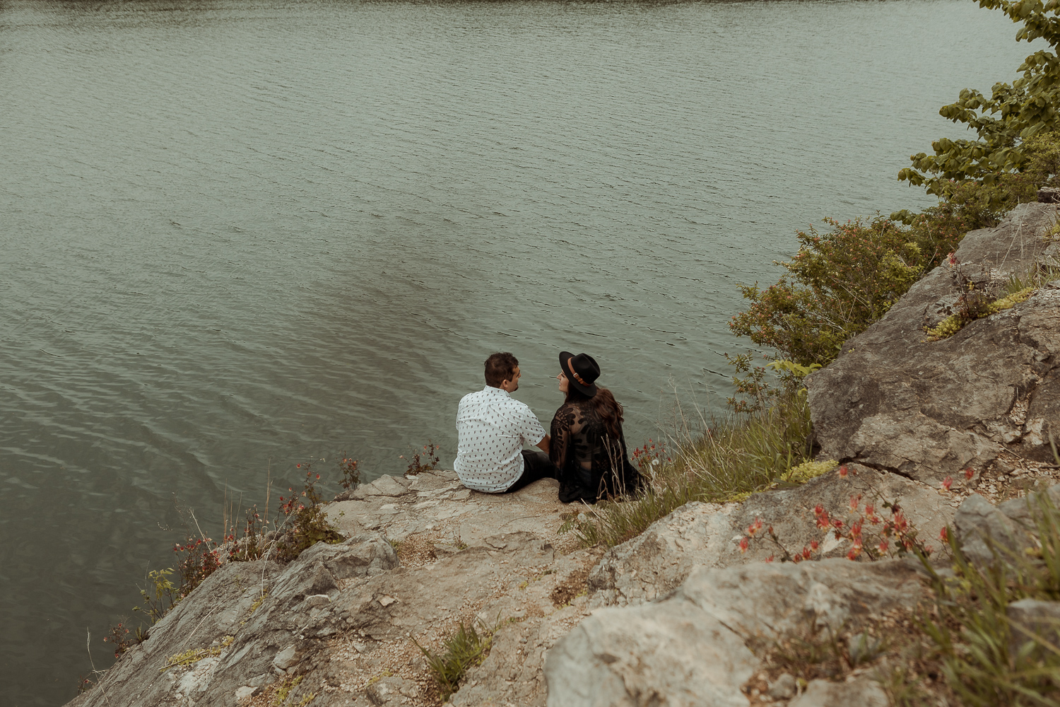 Lake Macbride State Park Engagement Pictures, Solon, Iowa