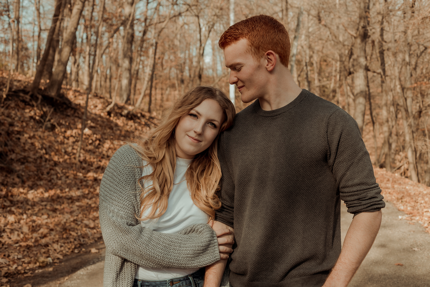Family's Cabin Engagement Photos, Deihi Iowa